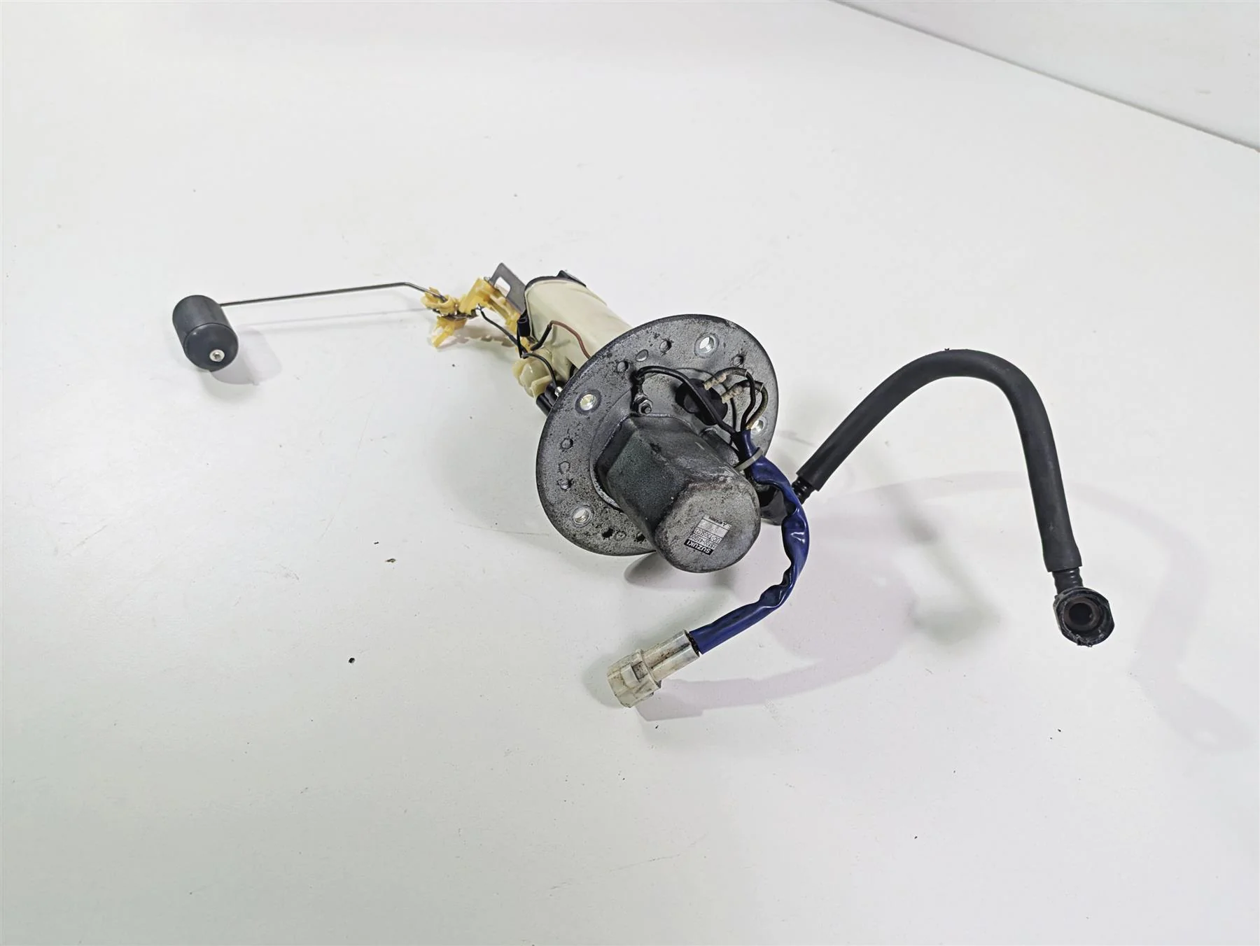 2006 Suzuki GSXR1000 K6 Fuel Gas Petrol Pump READ 15100-41G00 - Image 10