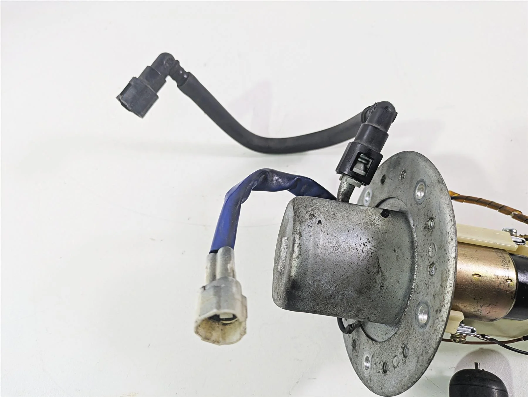 2006 Suzuki GSXR1000 K6 Fuel Gas Petrol Pump READ 15100-41G00 - Image 7