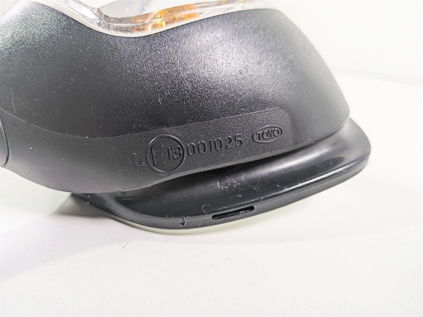 2006 Suzuki GSXR1000 K6 Left Mirror Blinker Turn Signal 56600-41G01 56600-41G03 - Image 6