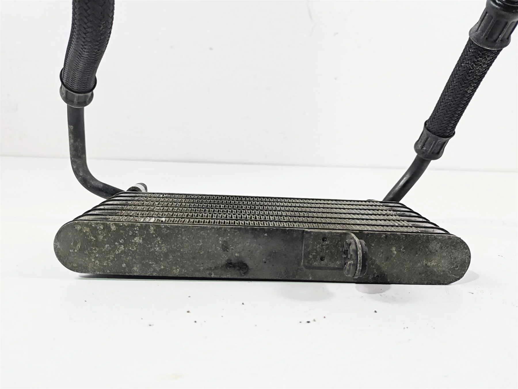 2006 Suzuki GSXR1000 K6 Oil Cooler & Lines 16600-40F10 - Image 2