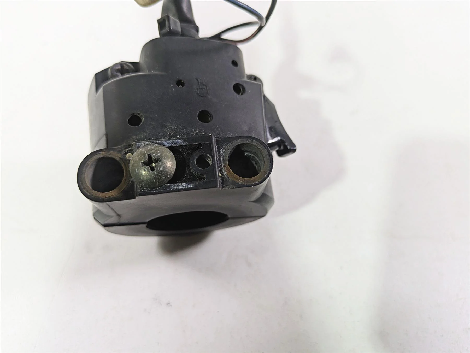 2006 Suzuki GSXR1000 K6 Right Hand Start Stop Control Switch 37200-41G80 - Image 12