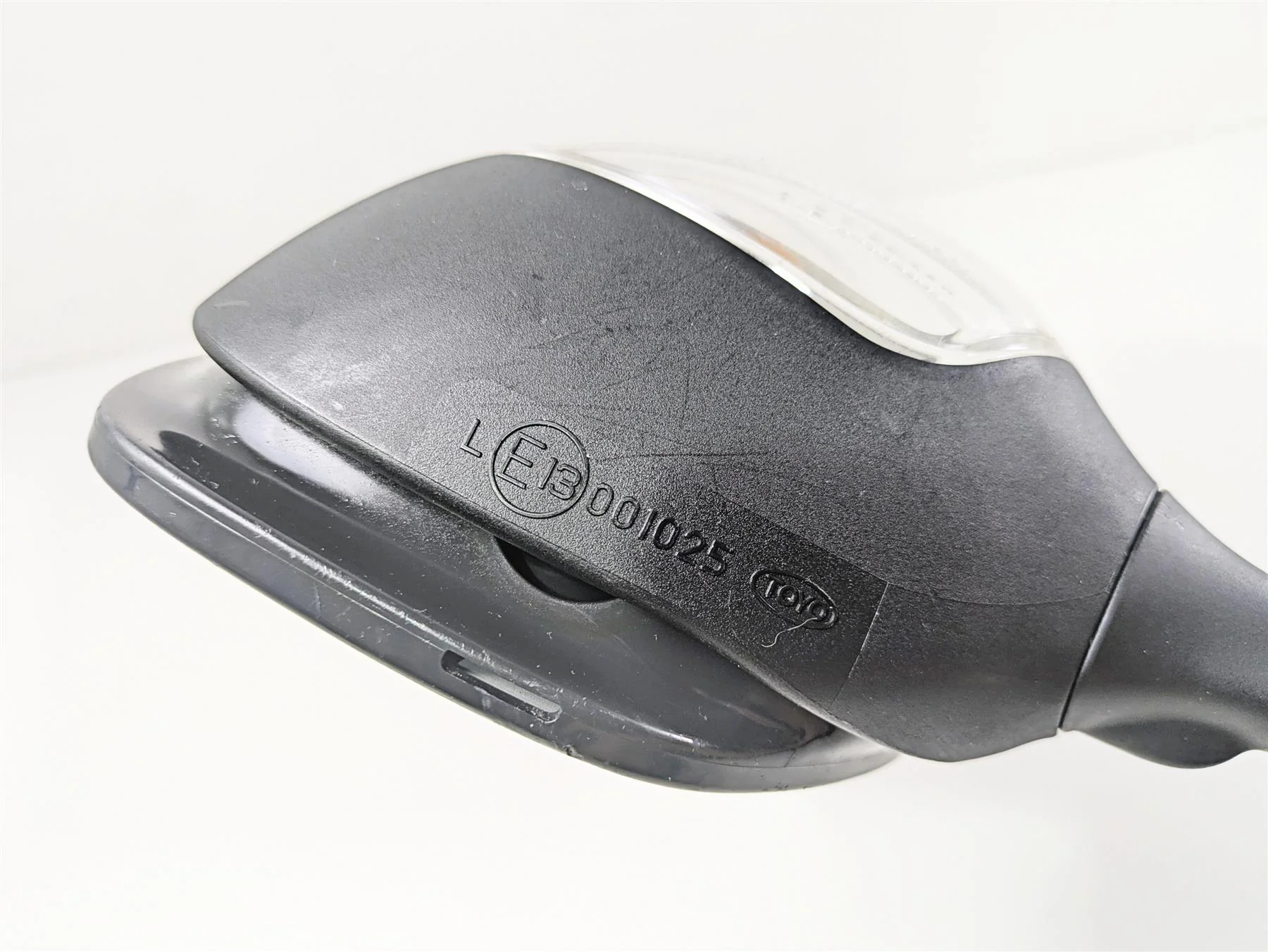 2006 Suzuki GSXR1000 K6 Right Mirror Blinker Turn Signal 56500-41G01 56500-41G03 - Image 7