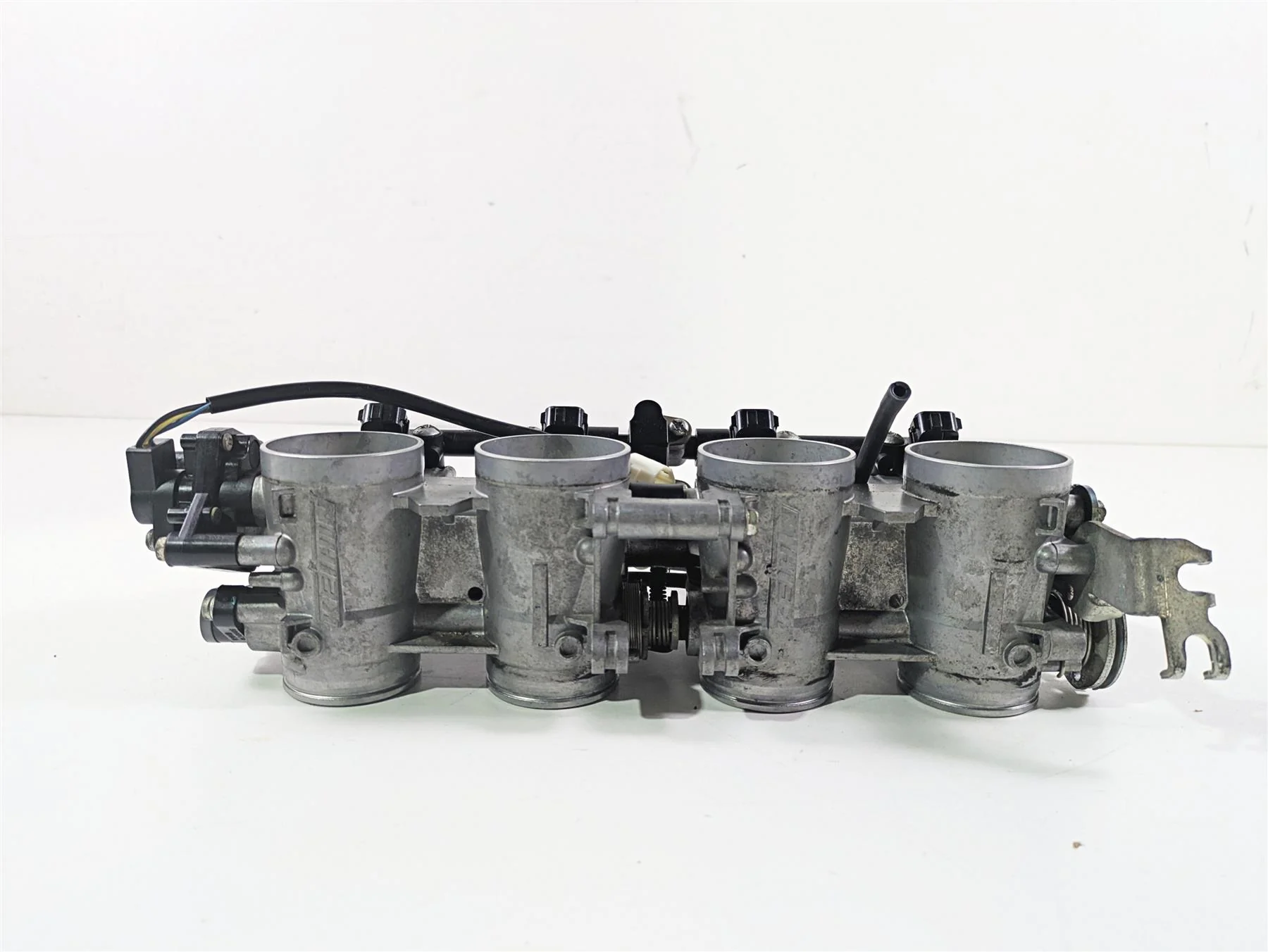 2006 Suzuki GSXR1000 K6 Throttle Body Bodies Keihin & Injectors 13405-41G00 - Image 2