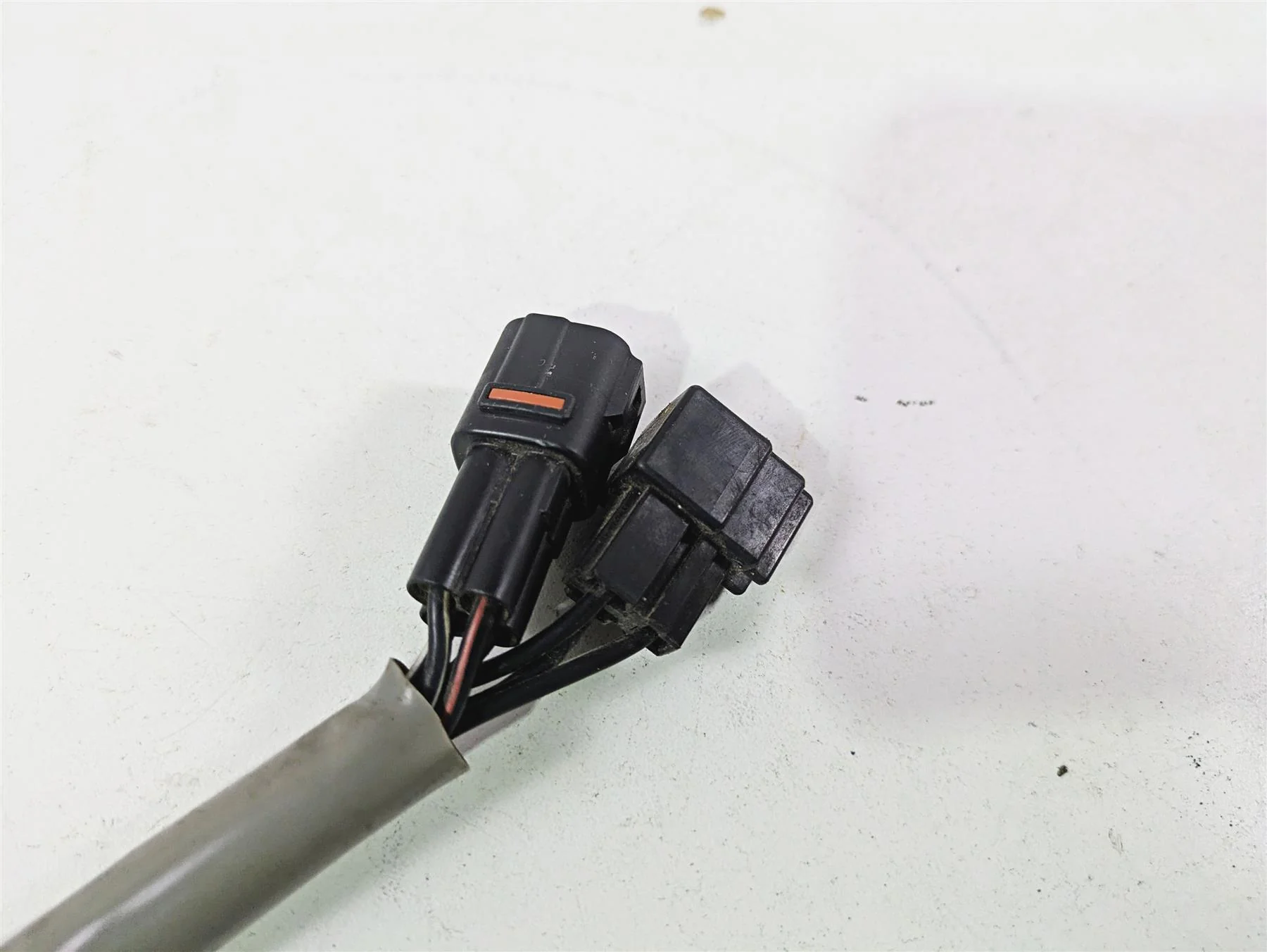 2006 Suzuki GSXR1000 K6 Voltage Regulator Rectifier 32800-41G00 32800-47H00 - Image 6