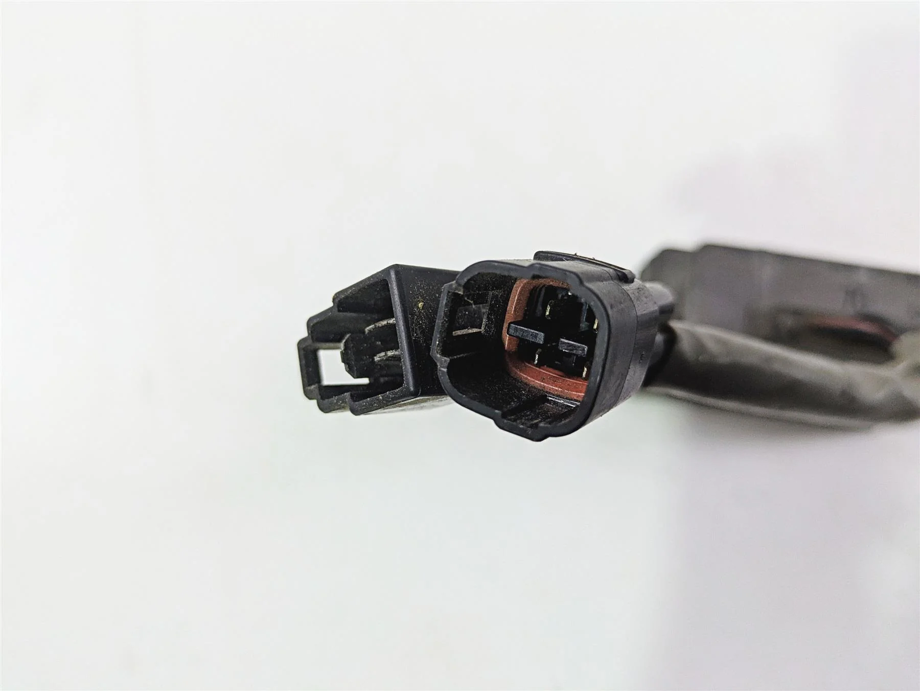 2006 Suzuki GSXR1000 K6 Voltage Regulator Rectifier 32800-41G00 32800-47H00 - Image 8