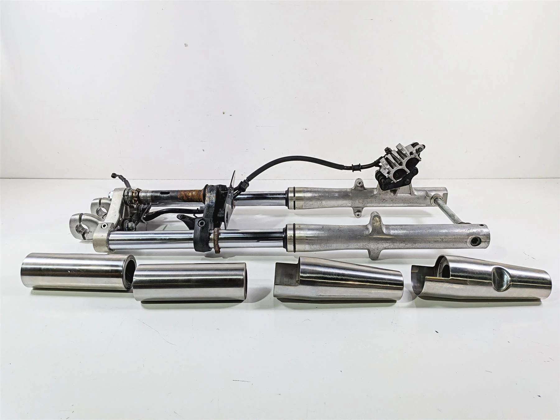 2006 Suzuki VL800 C50 Boulevard Front Fork Legs Set 51103-41F40 51104-41F40 - Image 2