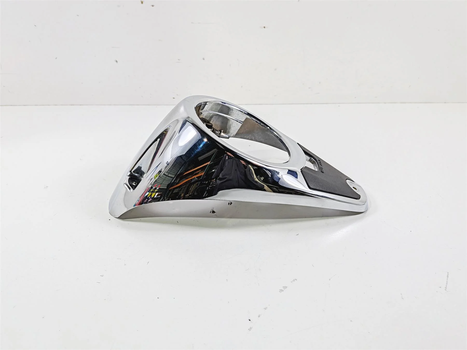 2006 Suzuki VL800 C50 Boulevard Fuel Gas Tank Cover Dash 34150-41F00 - Image 4