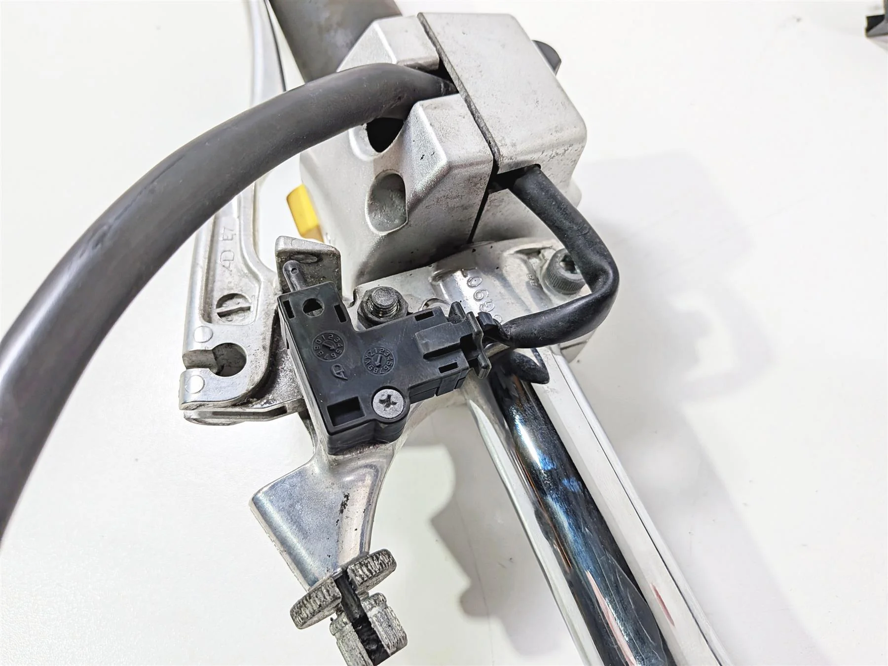 2006 Suzuki VL800 C50 Boulevard Handlebar Control Switch Brake Pump 56111-41F00 - Image 11
