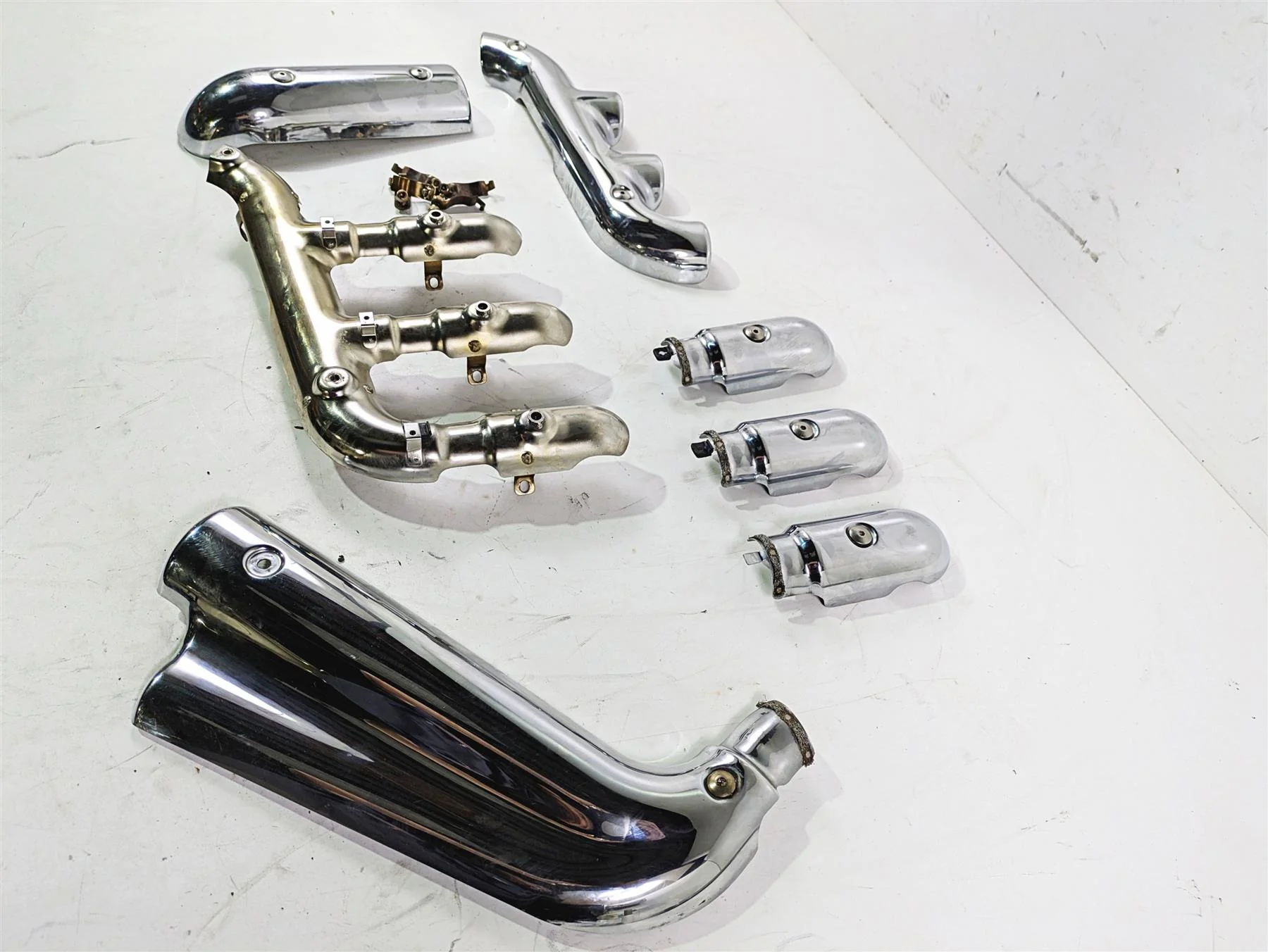 2006 Triumph Rocket 3 Exhaust Chrome Heat Shield Cover Set T2208512 - Image 2