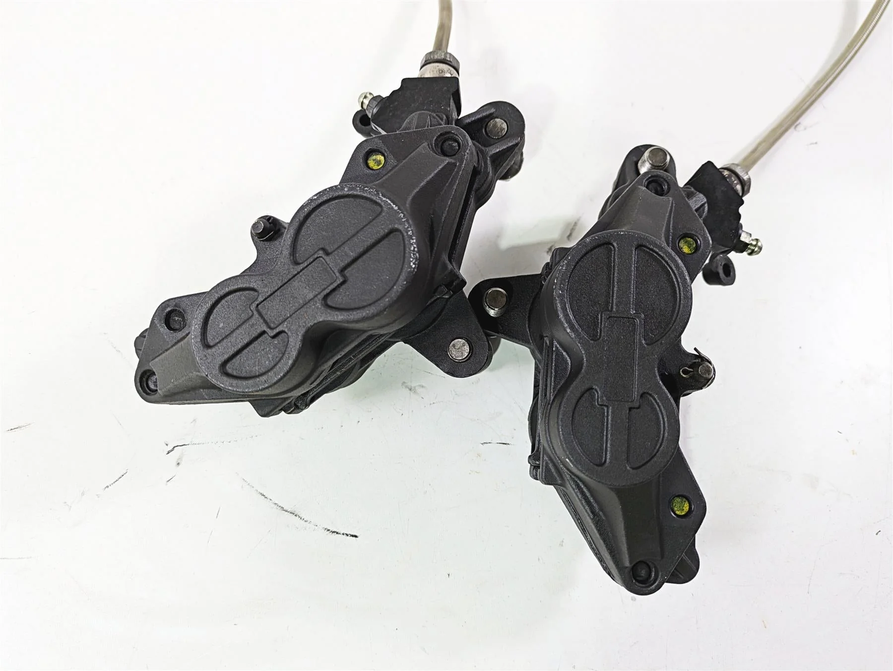 2006 Triumph Rocket 3 Front Brake Caliper Set & Lines T2020837 T2020388 - Image 11