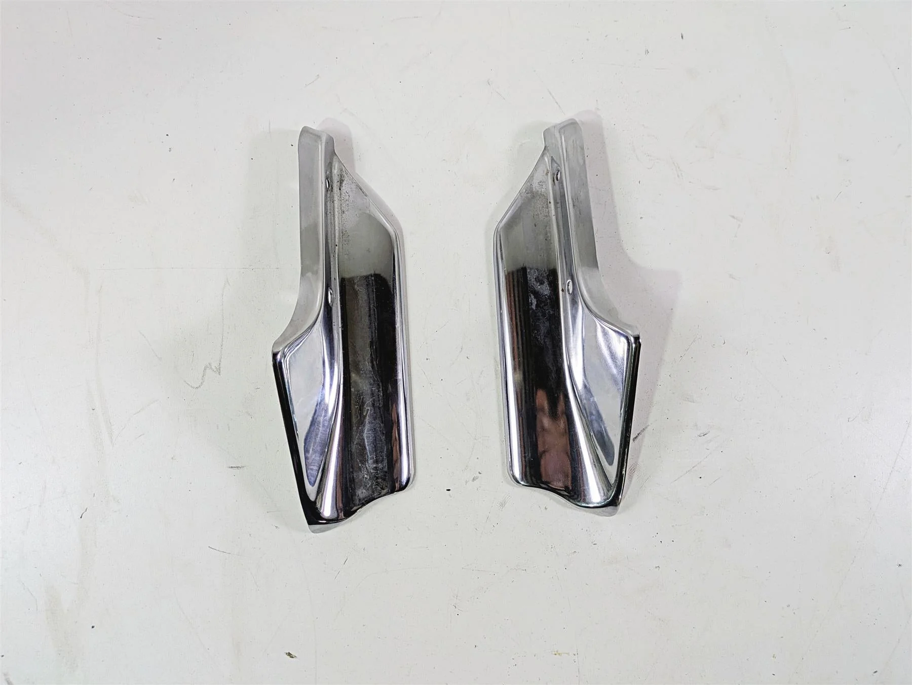 2006 Triumph Rocket 3 Front Fork Lower Cover Protector Set T2045512 T2045513 - Image 4