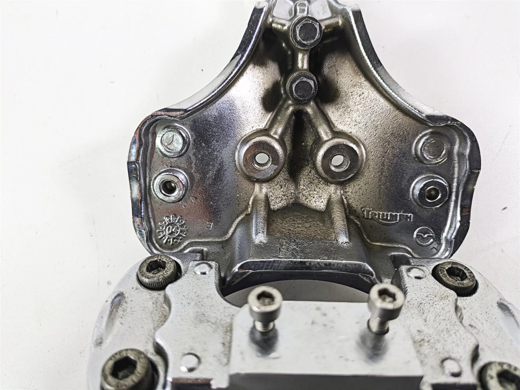 2006 Triumph Rocket 3 Handlebar Holder Riser Chrome Clamp T2045674 - Image 9