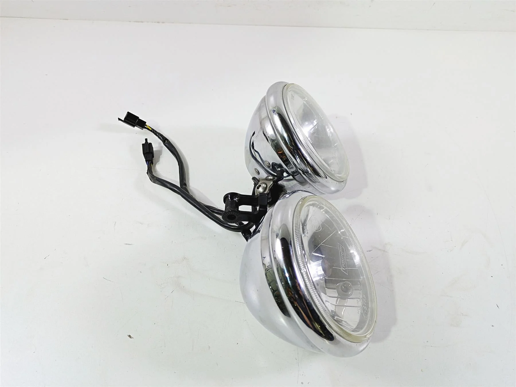 2006 Triumph Rocket 3 Headlight Head Light Lamp & Mounts T2700634 T2701000 - Image 2