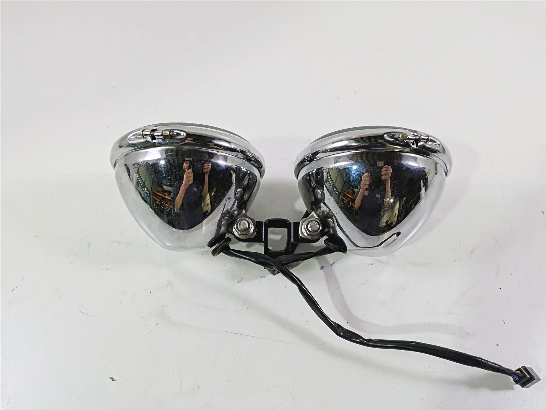 2006 Triumph Rocket 3 Headlight Head Light Lamp & Mounts T2700634 T2701000 - Image 8