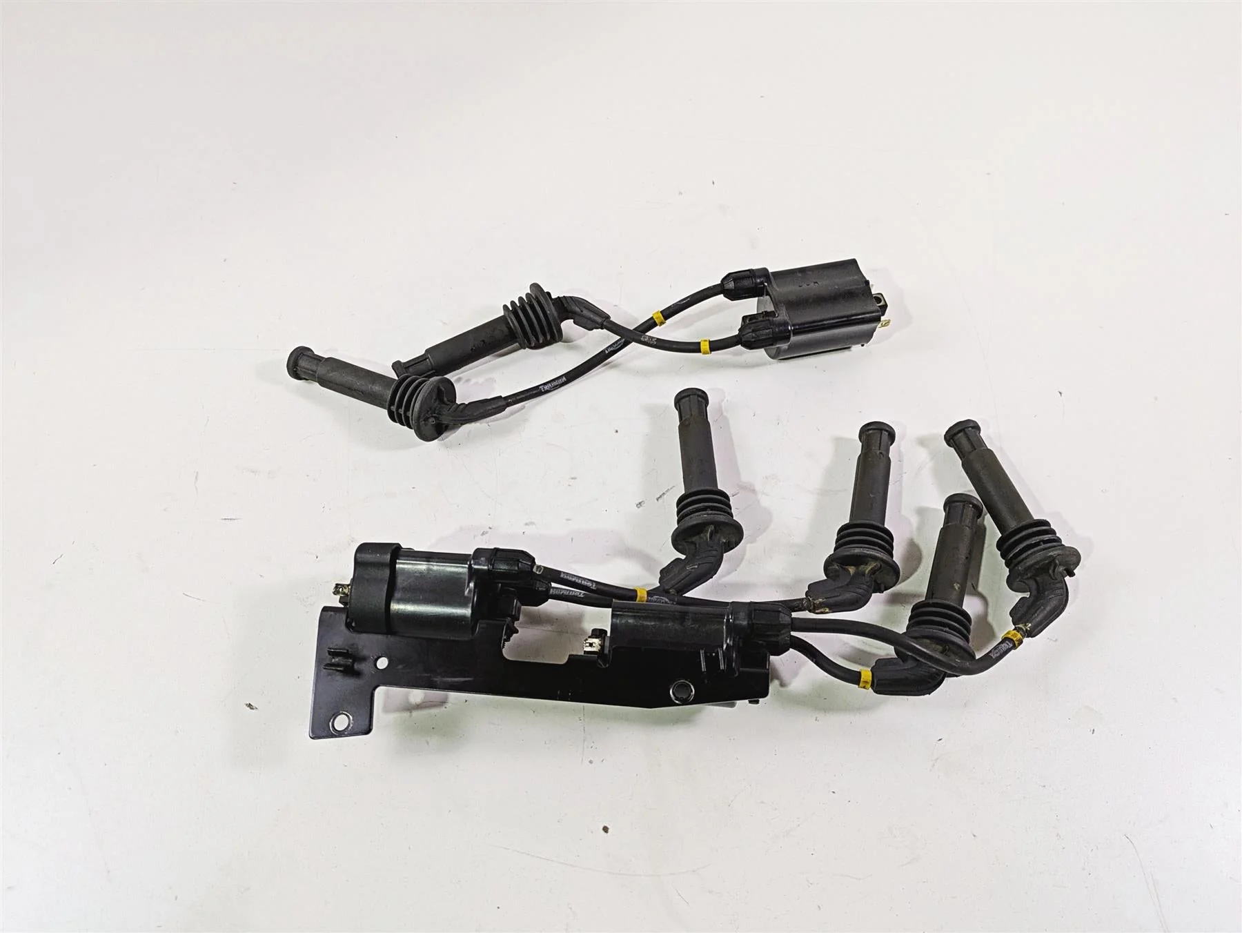 2006 Triumph Rocket 3 Ignition Coil Wiring Plug Set - Tested T1290101 - Image 8
