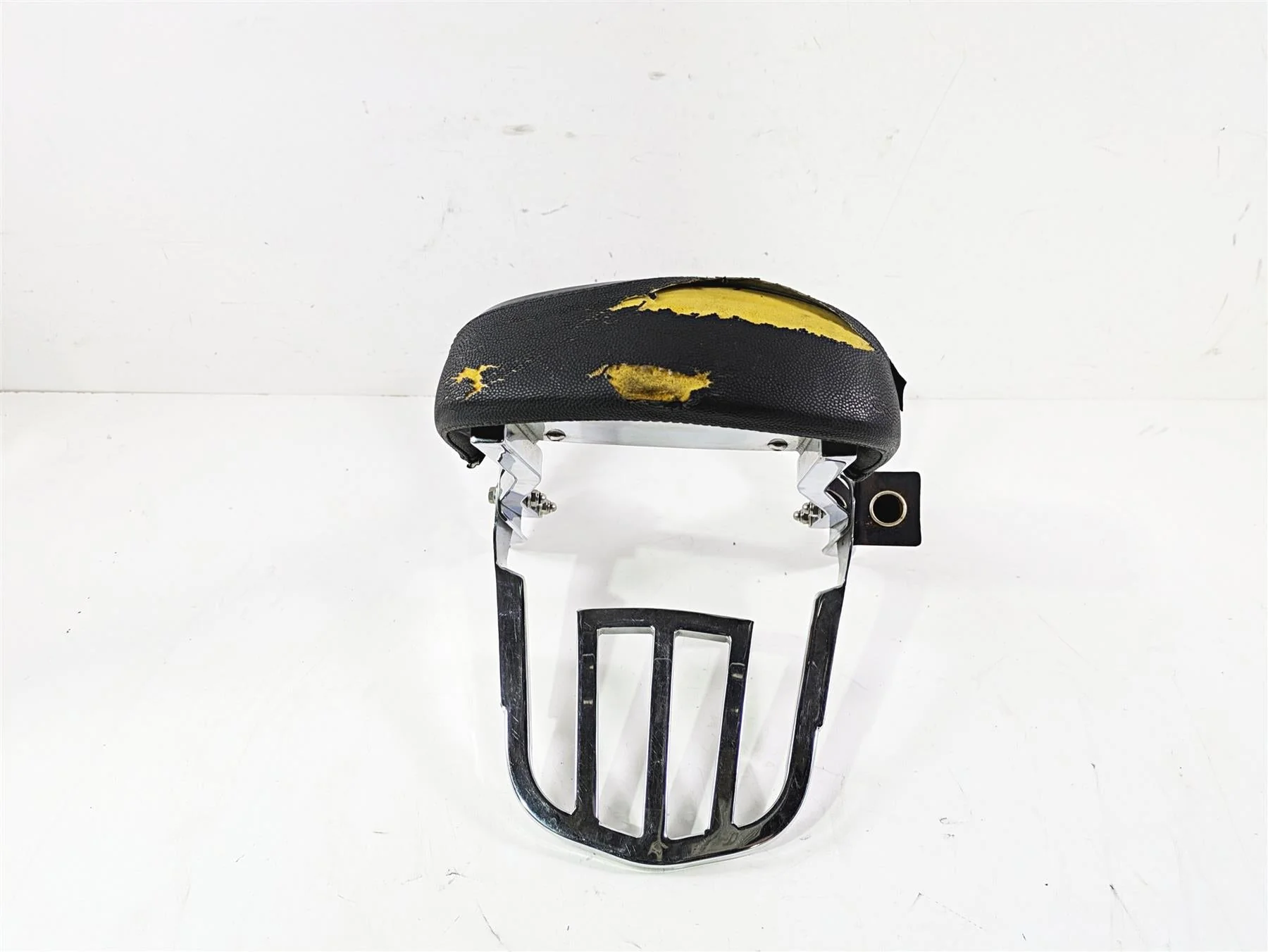 2006 Triumph Rocket 3 Passenger Back Rest Sissy Bar Rack A9733502 A9750265 - Image 3