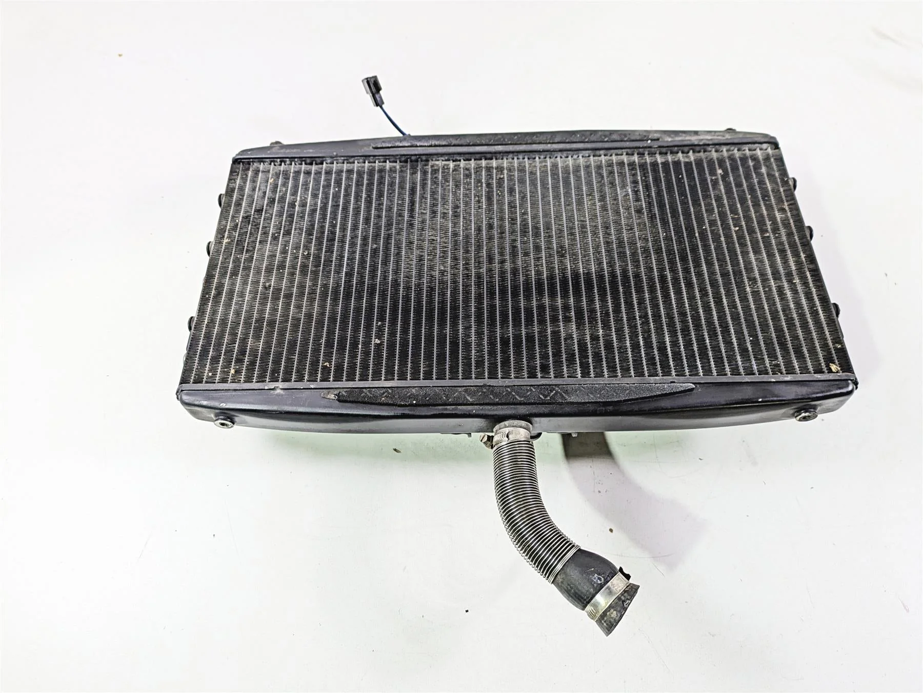2006 Triumph Rocket 3 Radiator Fan Hoses Reservoir T2108307 - Image 9