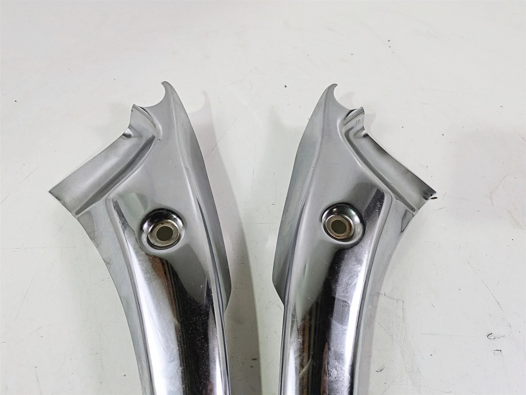 2006 Triumph Rocket 3 Rear Fender Chrome Braces Struts Covers T2306014 T2306024 - Image 12