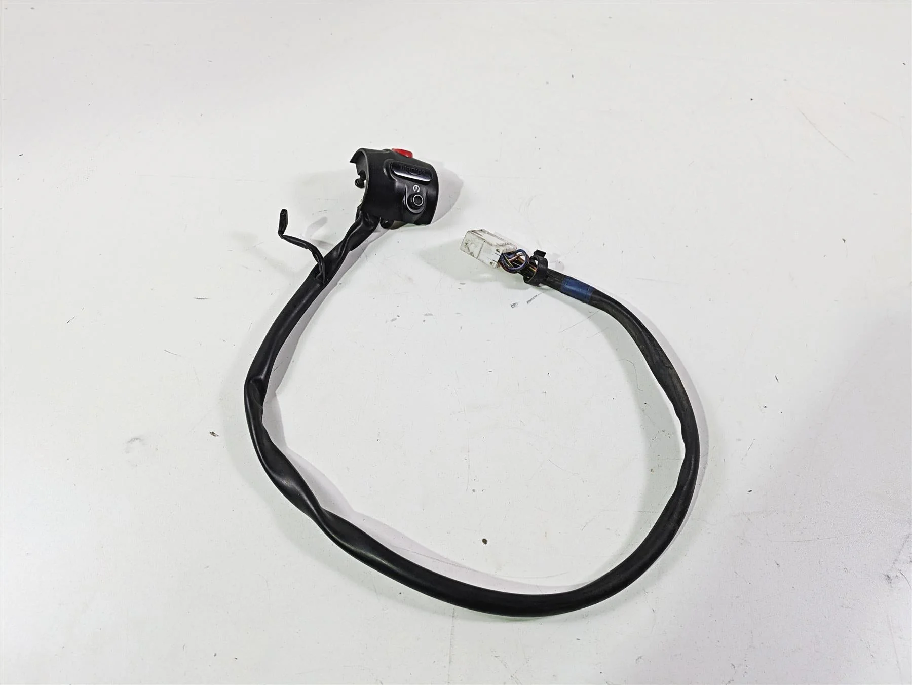 2006 Triumph Rocket 3 Right Hand Control Switch Start Kill READ T2046701 - Image 12
