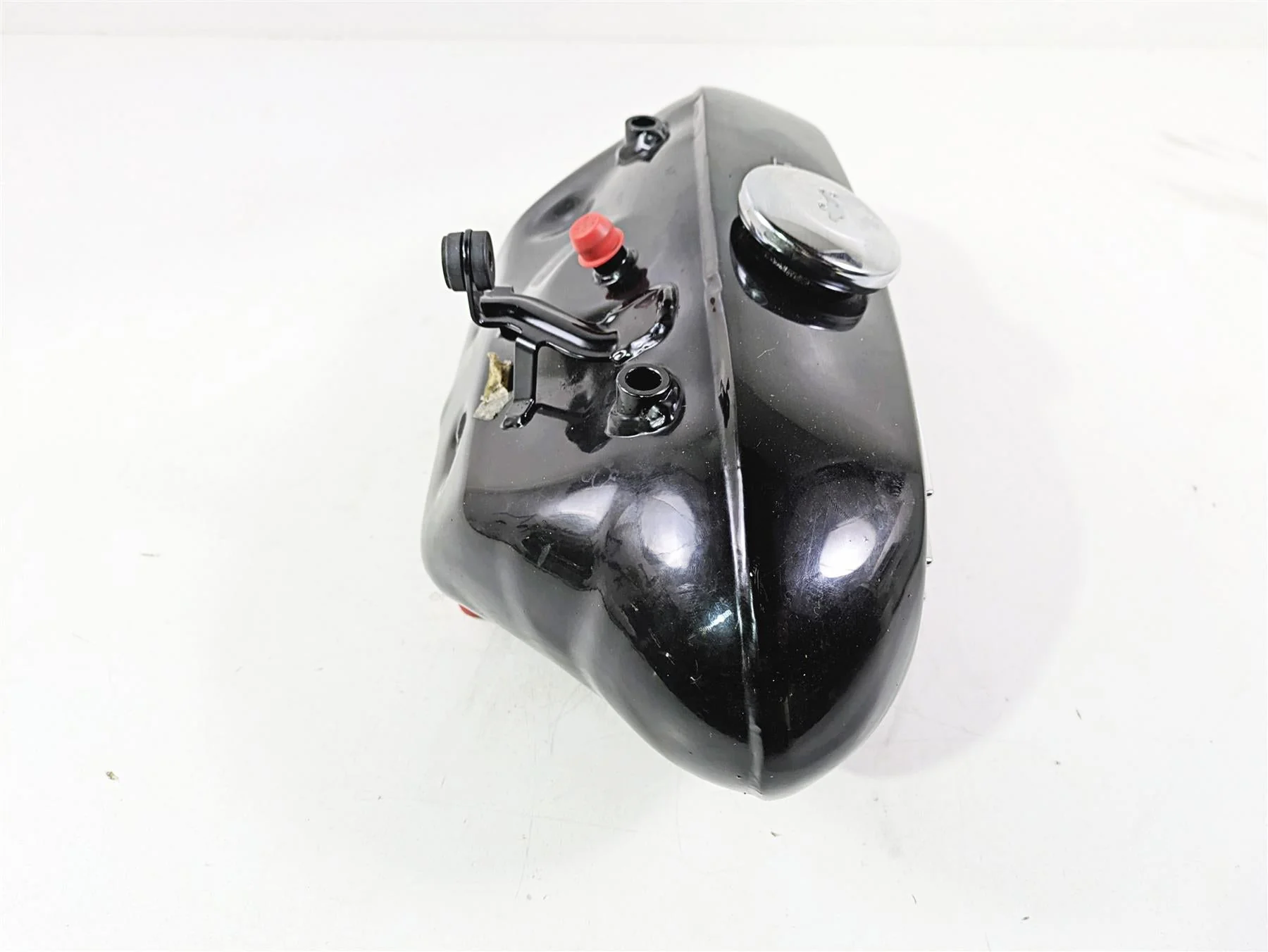 2006 Triumph Rocket 3 Side Oil Tank Reservoir & Lid T1210259 - Image 3