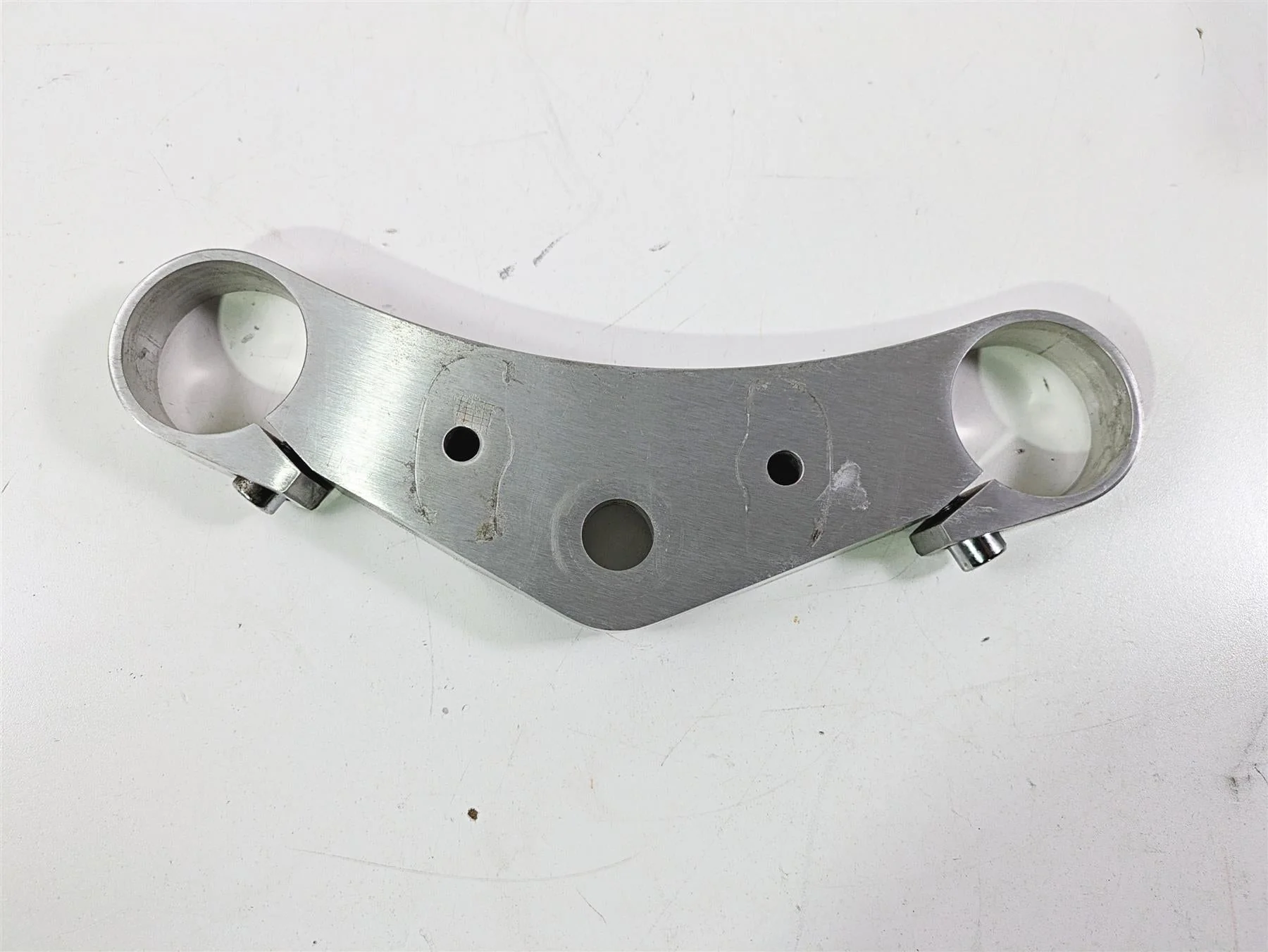 2006 Triumph Rocket 3 Upper Triple Tree Steering Clamp T2045508 - Image 5