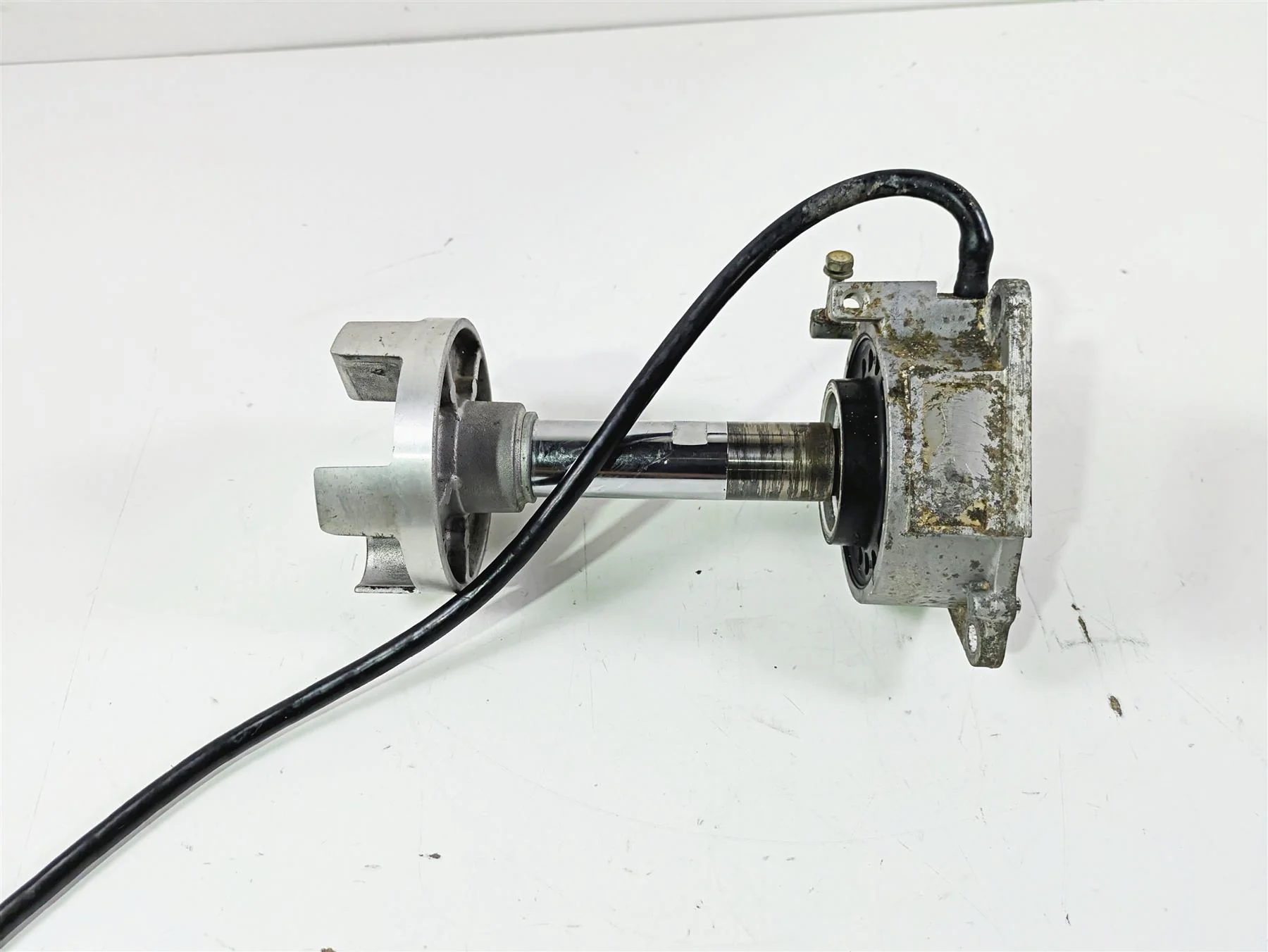 2006 Yamaha GP1300R Waverunner Center Prop Shaft Coupler Set 68N-51323-00-00 - Image 3