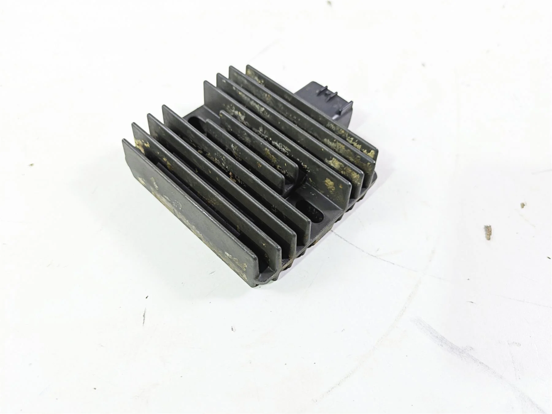 2006 Yamaha GP1300R Waverunner Rectifier Voltage Regulator 68V-81960-00-00 - Image 8