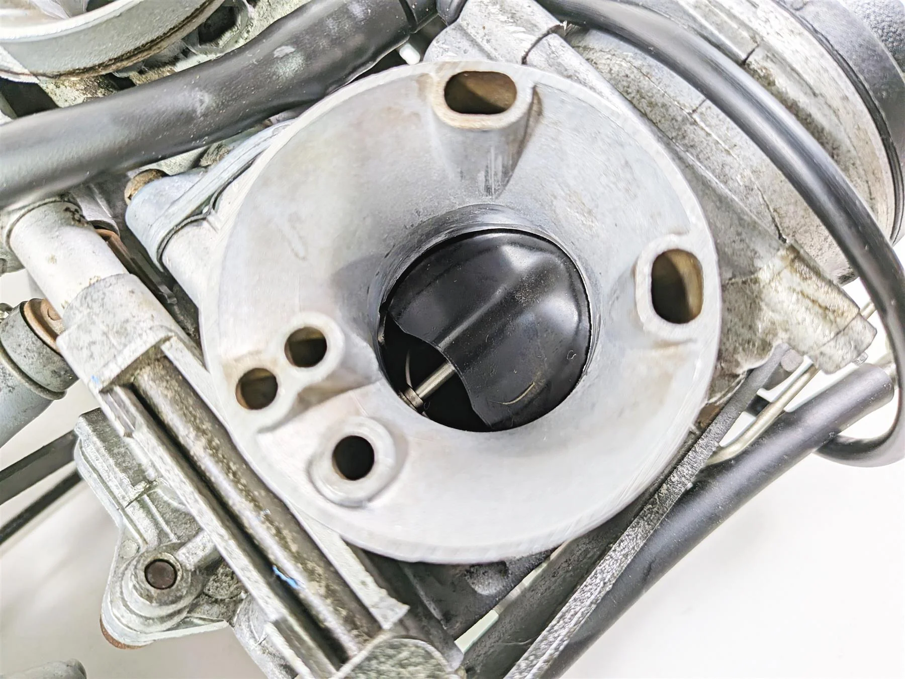 2006 Yamaha XVZ1300 Royal Star Carb Carburator Carburetor Set 4XY-14901-20-00 - Image 7
