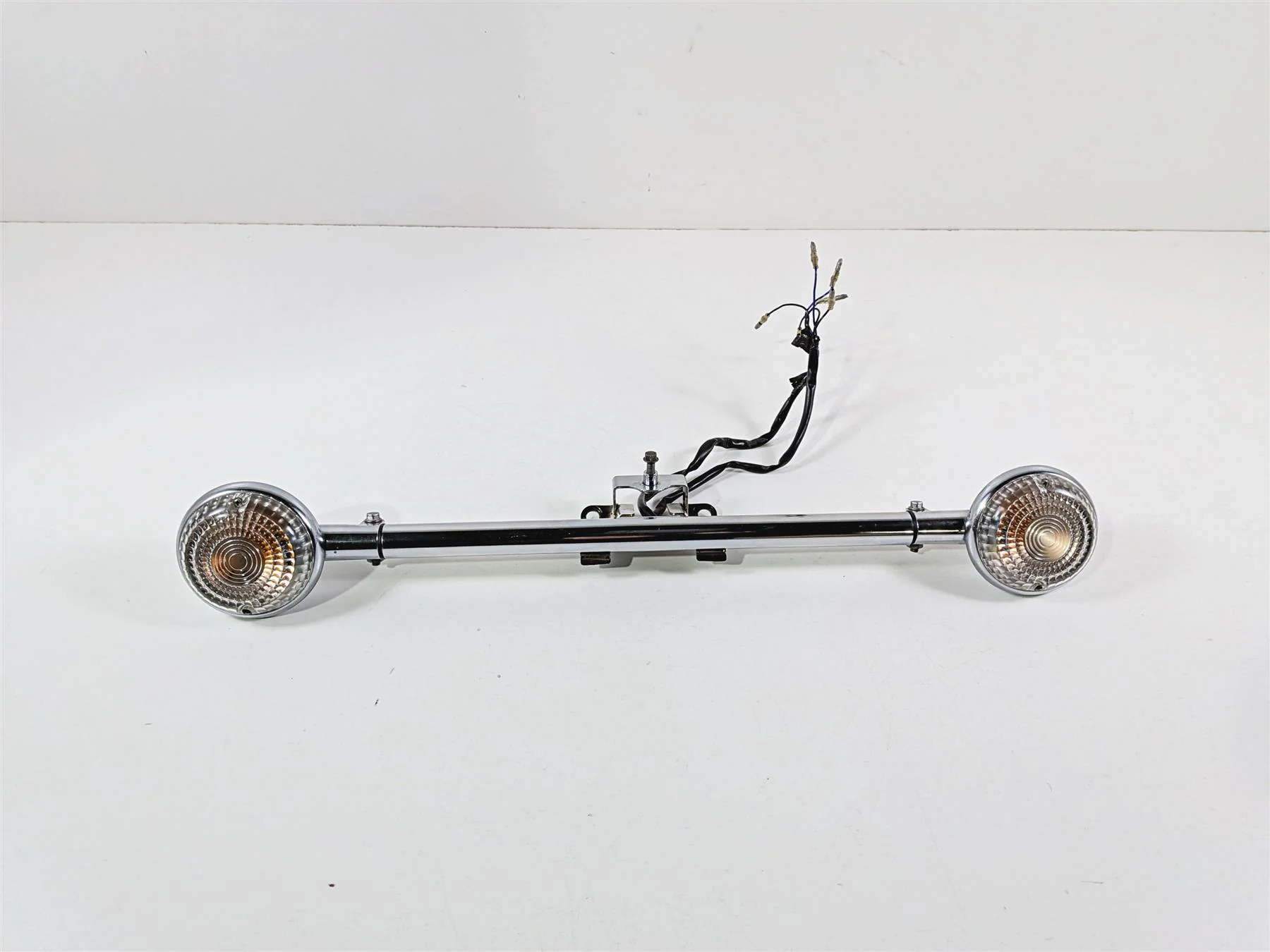 2006 Yamaha XVZ1300 Royal Star Front Blinker Bar Turn Signal Set 1D6-83310-00-00