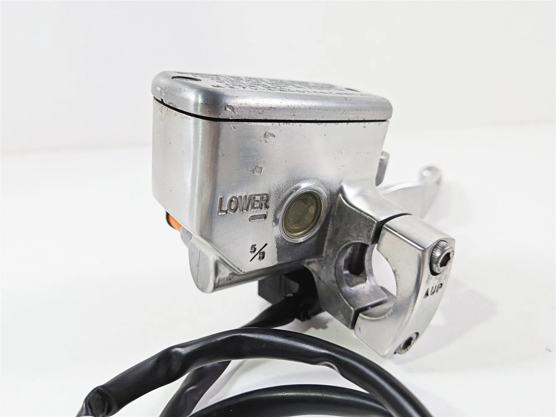 2006 Yamaha XVZ1300 Royal Star Front Brake Master Cylinder 4XY-W2587-01-00 - Image 10