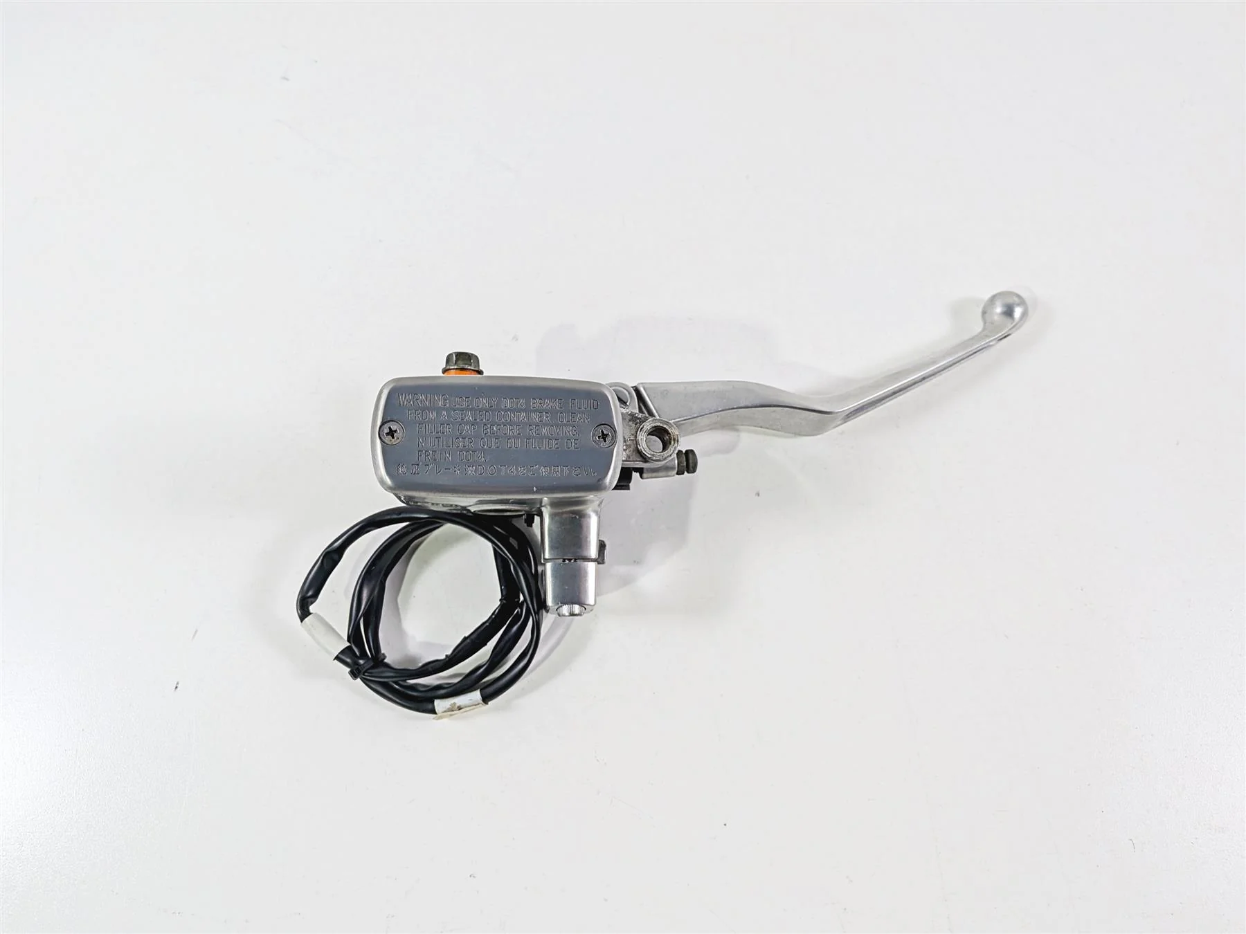2006 Yamaha XVZ1300 Royal Star Front Brake Master Cylinder 4XY-W2587-01-00 - Image 12
