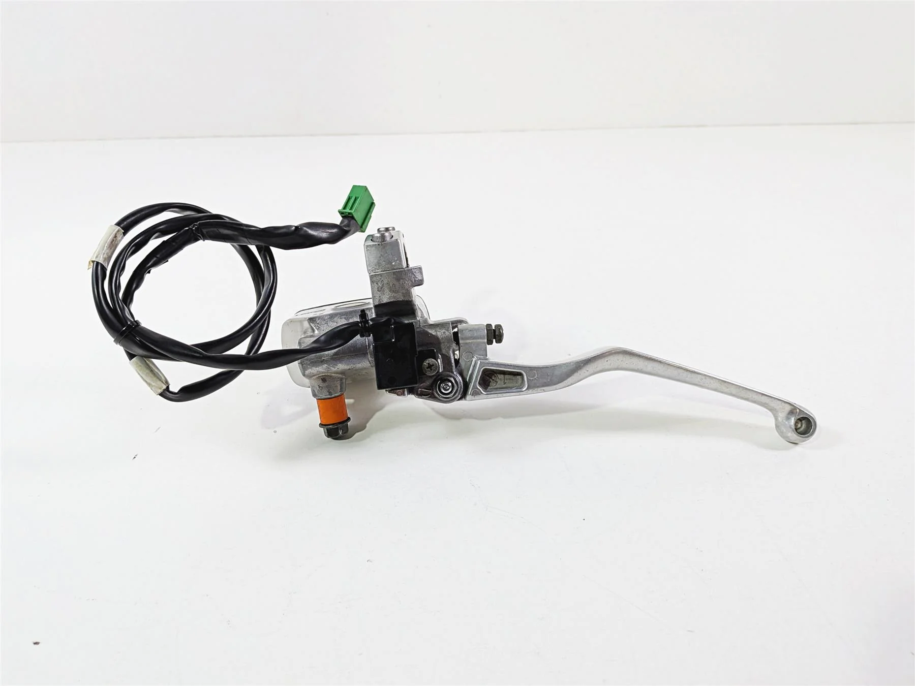2006 Yamaha XVZ1300 Royal Star Front Brake Master Cylinder 4XY-W2587-01-00 - Image 6