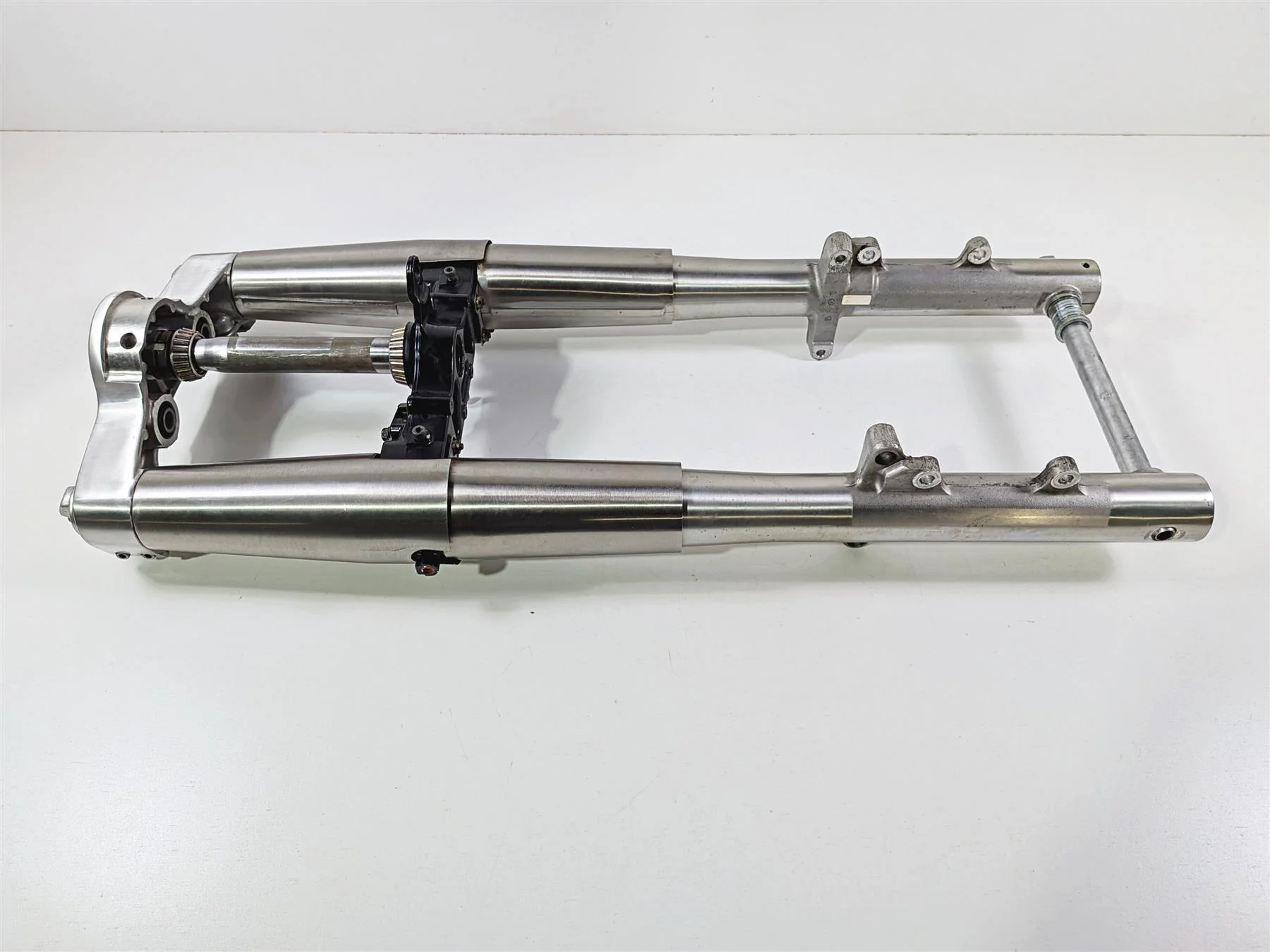 2006 Yamaha XVZ1300 Royal Star Front Fork End Set 1D6-23103-00-00 1D6-23102-00 - Image 3