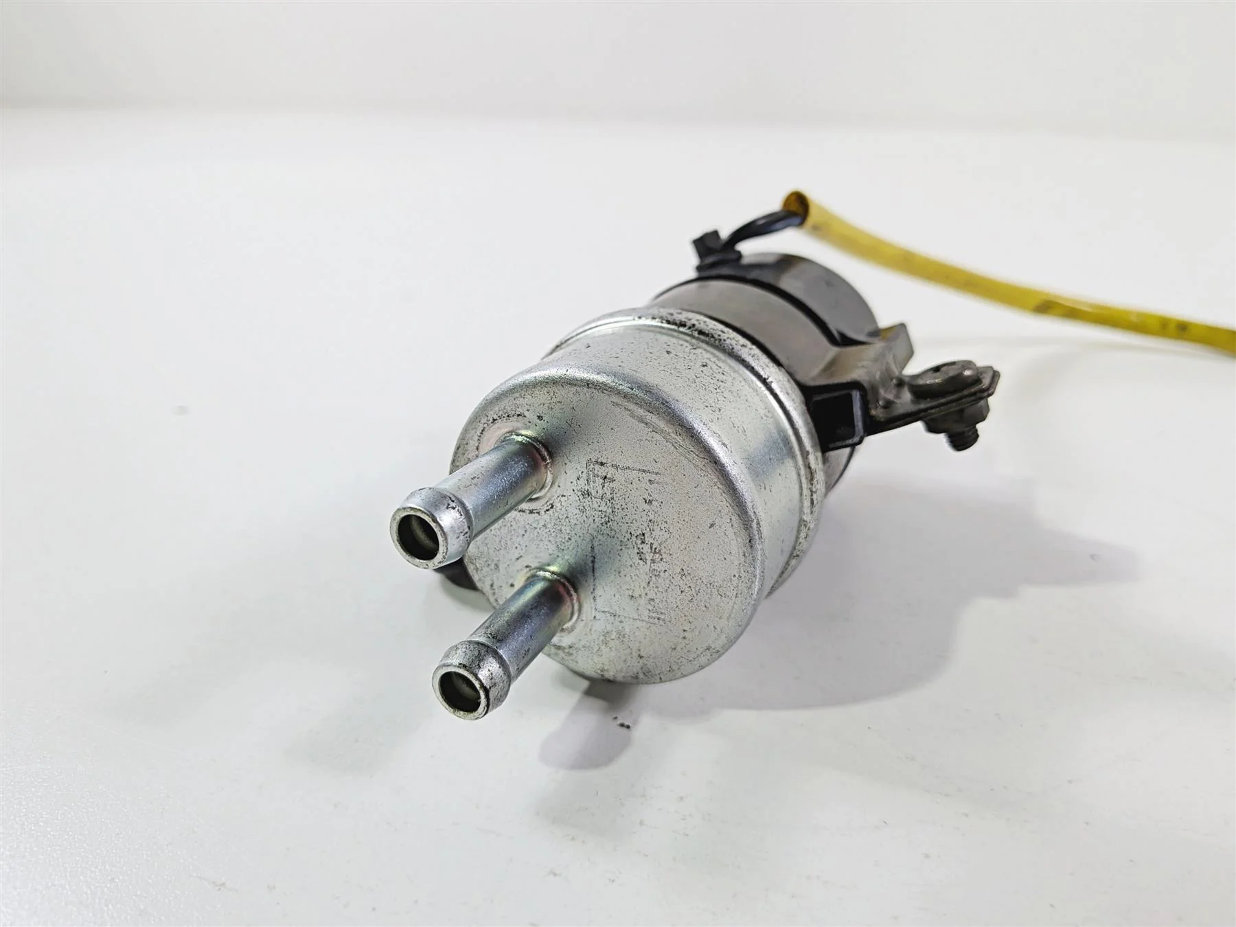 2006 Yamaha XVZ1300 Royal Star Fuel Gas Petrol Pump 1D6-13907-00-00 1D6-13907-01 - Image 9