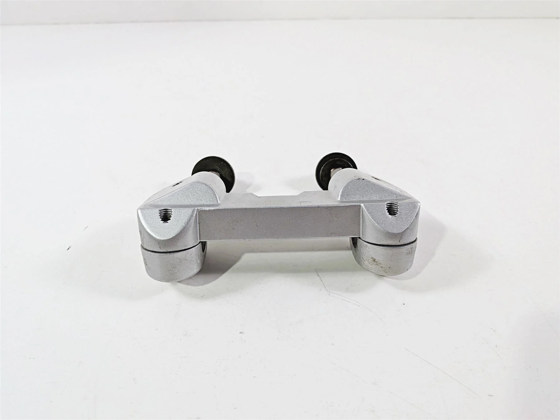 2006 Yamaha XVZ1300 Royal Star Handle Bar Riser Holder Carrier 1D6-23442-00 - Image 4