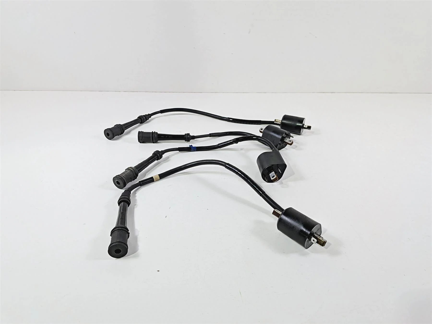 2006 Yamaha XVZ1300 Royal Star Ignition Coil Set 4XY-82320-10-00 4XY-82320-00-00 - Image 3