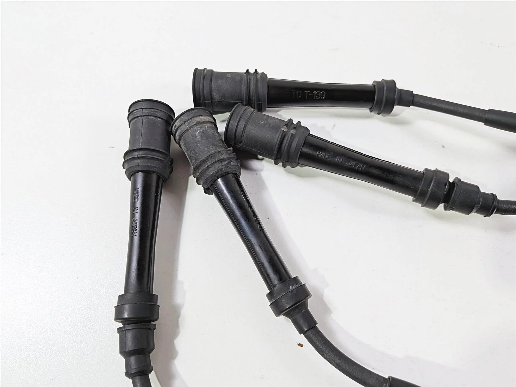 2006 Yamaha XVZ1300 Royal Star Ignition Coil Set 4XY-82320-10-00 4XY-82320-00-00 - Image 6