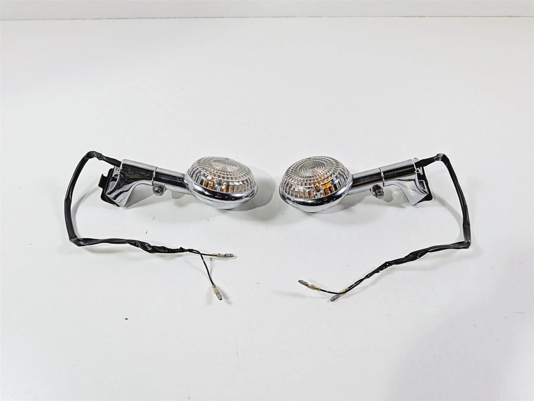 2006 Yamaha XVZ1300 Royal Star Rear Blinker Turn Signal 1D6-83340 1D6-83340-01 - Image 4