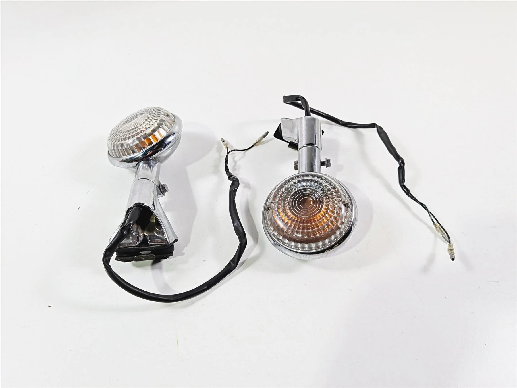 2006 Yamaha XVZ1300 Royal Star Rear Blinker Turn Signal 1D6-83340 1D6-83340-01 - Image 5