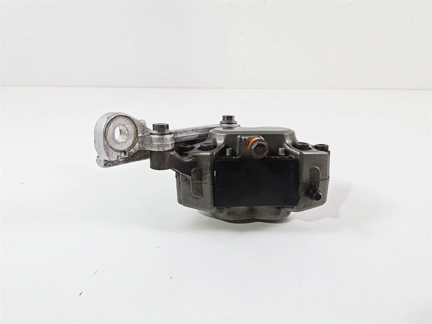 2006 Yamaha XVZ1300 Royal Star Rear Brake Caliper & Bracket 4NK-2580W-00-00 - Image 5