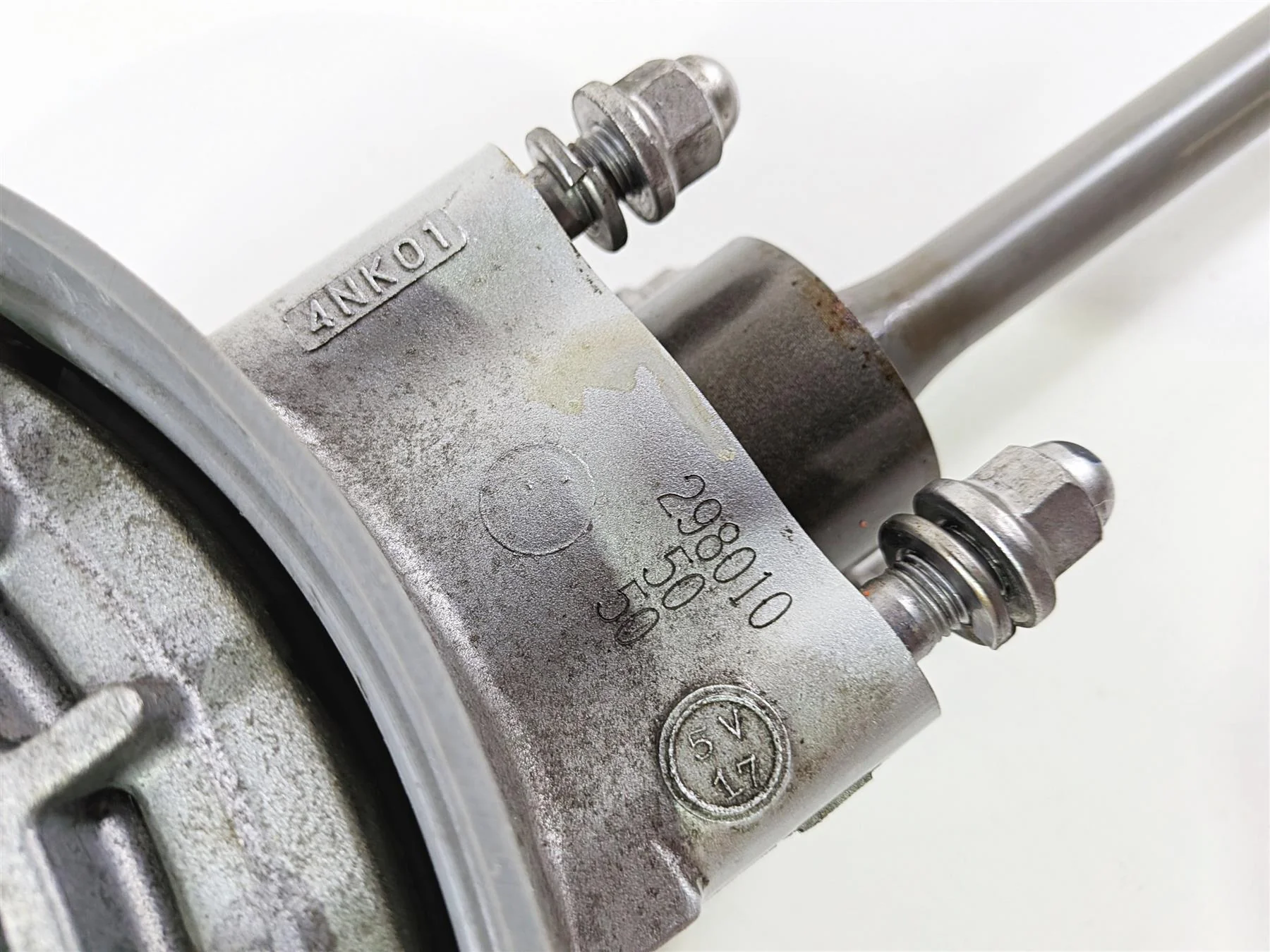 2006 Yamaha XVZ1300 Royal Star Rear Differential & Drive Shaft 4XY-46101-00-00 - Image 7