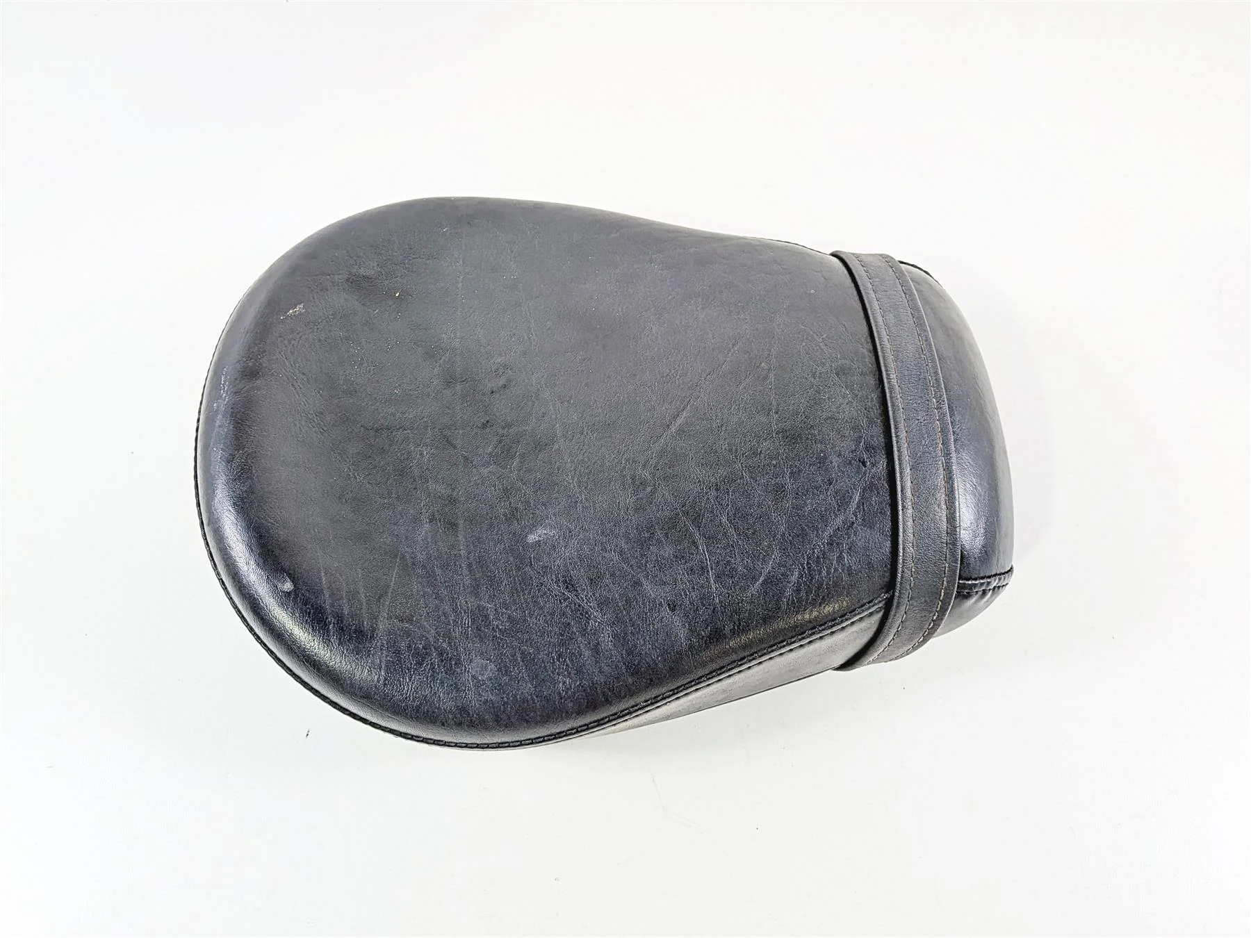 2006 Yamaha XVZ1300 Royal Star Rear Seat Saddle 1D6-24750-00-00 - Image 2