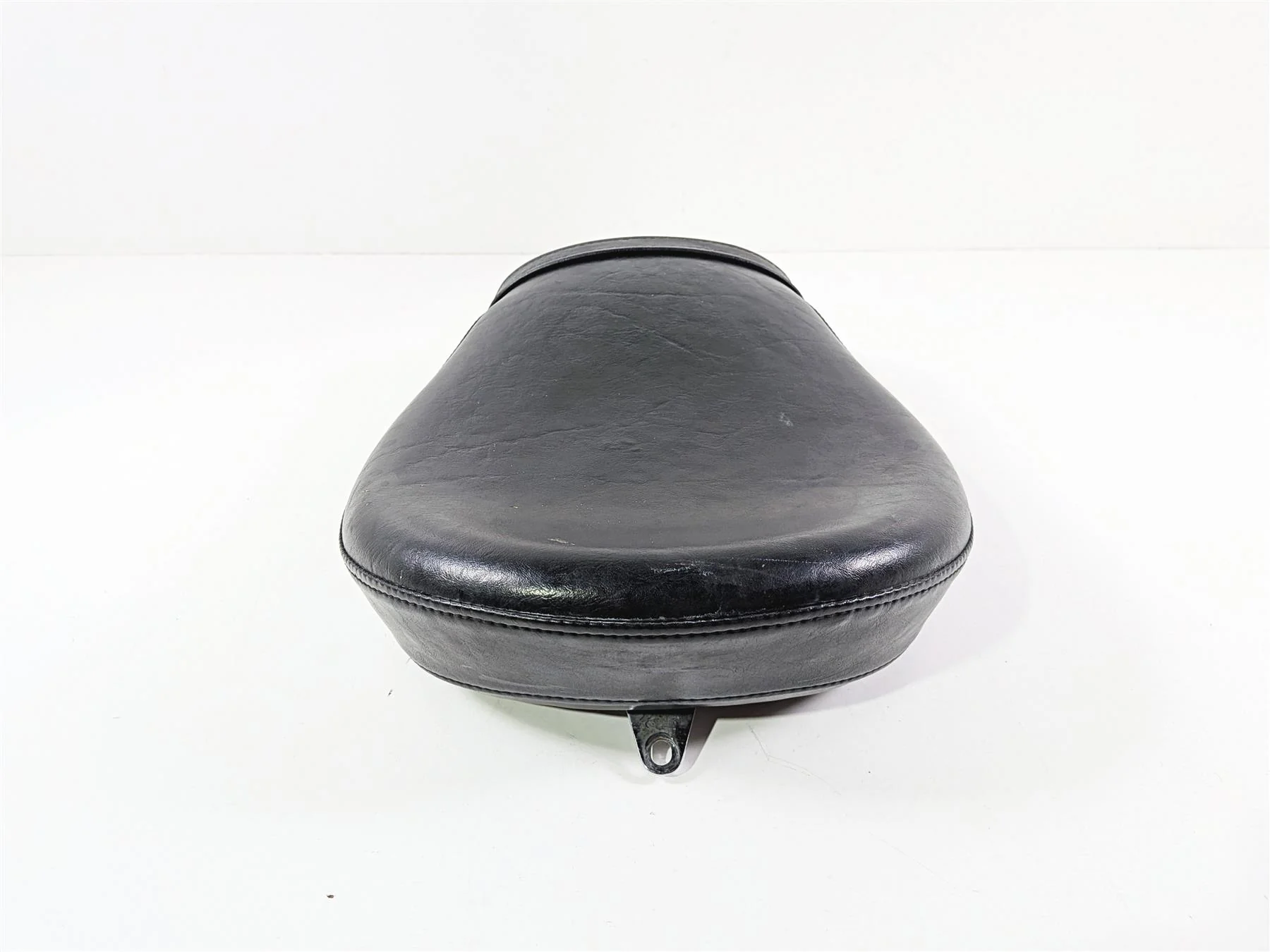 2006 Yamaha XVZ1300 Royal Star Rear Seat Saddle 1D6-24750-00-00 - Image 4