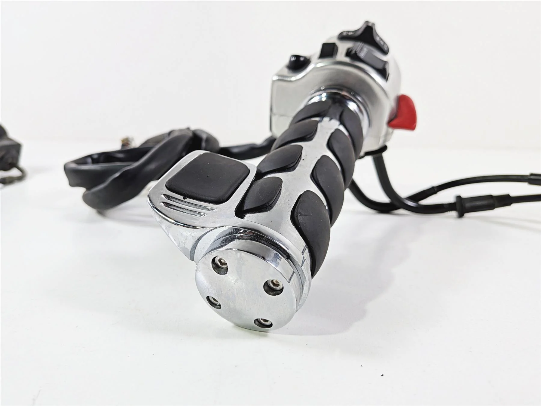 2006 Yamaha XVZ1300 Royal Star Right Hand Cruise Control Switch 1D6-83969-00-00 - Image 15