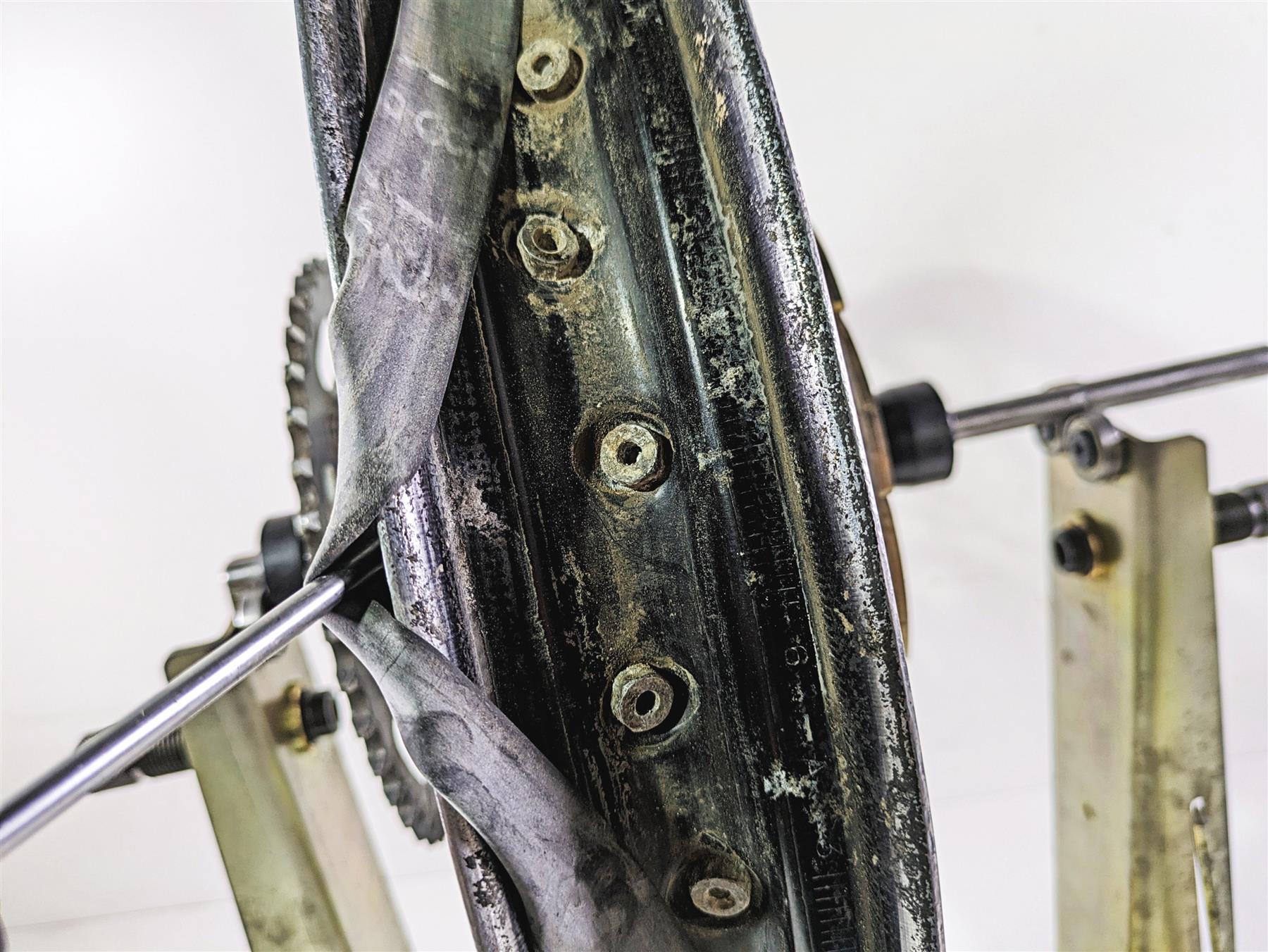 2007 2008 Husaberg F550 Rear Wheel Rim Excel 18x2.15 80010001444 - Image 12