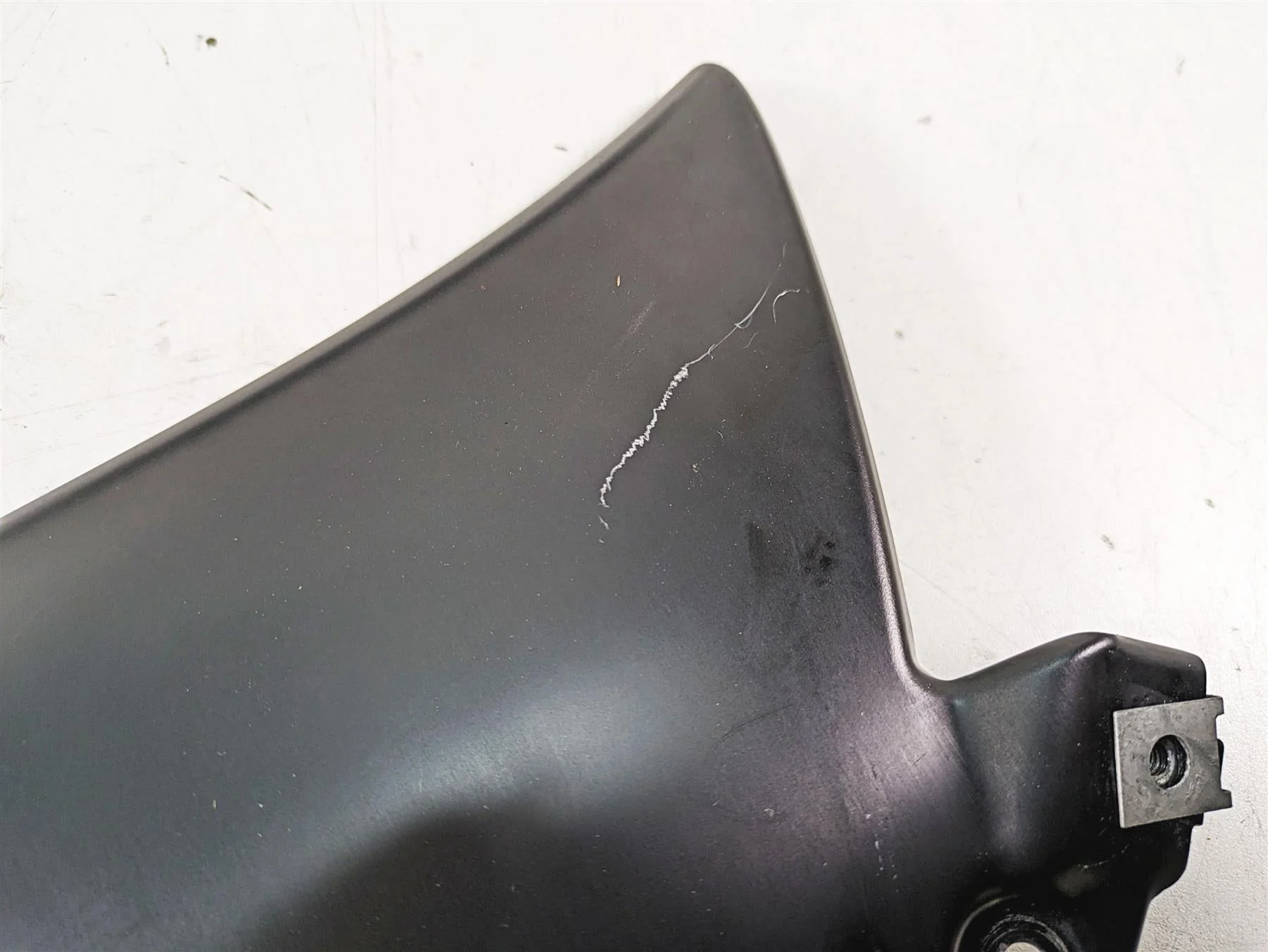 2007 BMW R1200GS K255 Adv Between Leg Side Cover Set 46637698234 46637727269 - Image 5