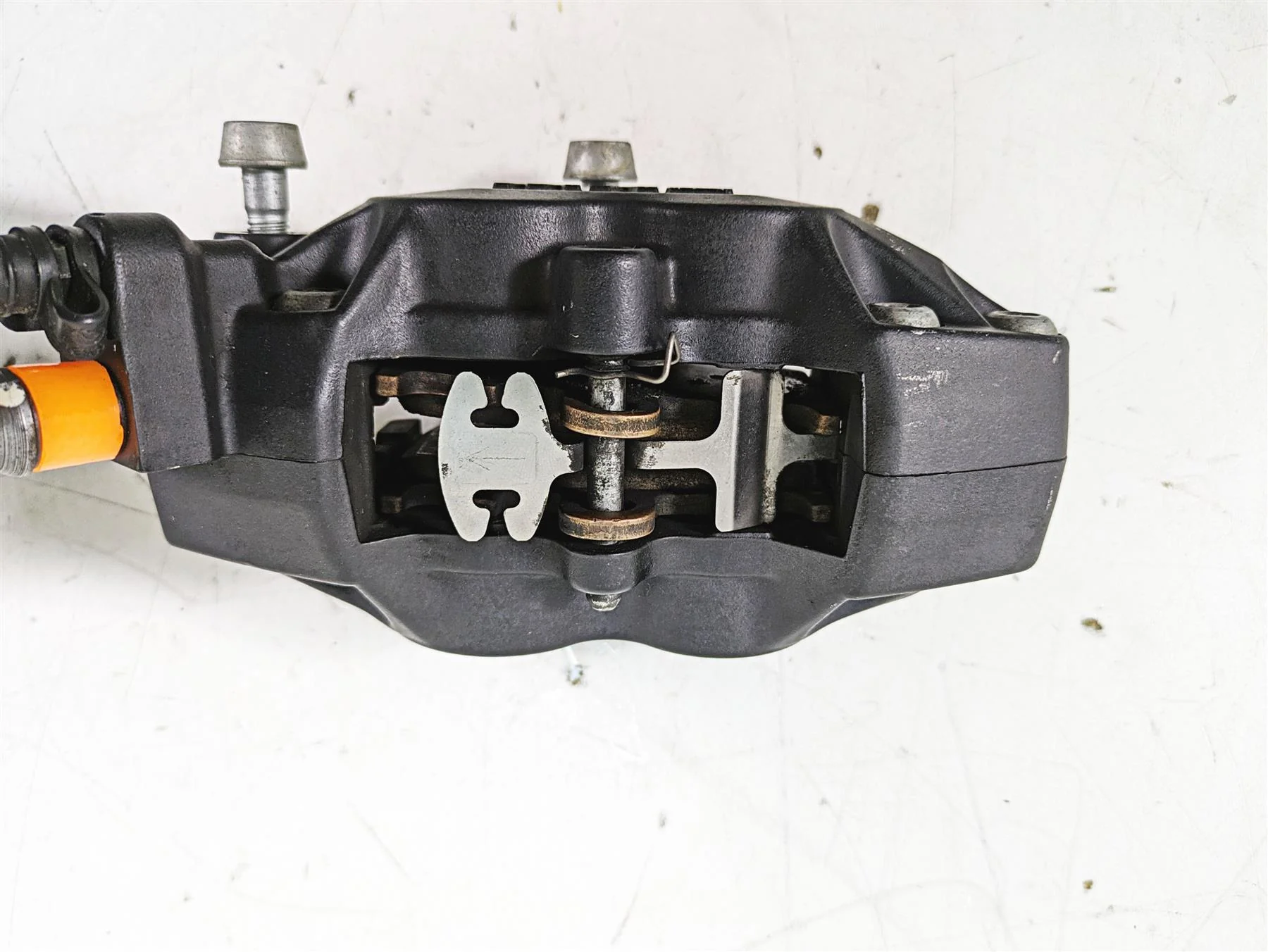 2007 BMW R1200GS K255 Adv Brembo Front Brake Caliper Set 34117711438 34117711439 - Image 7