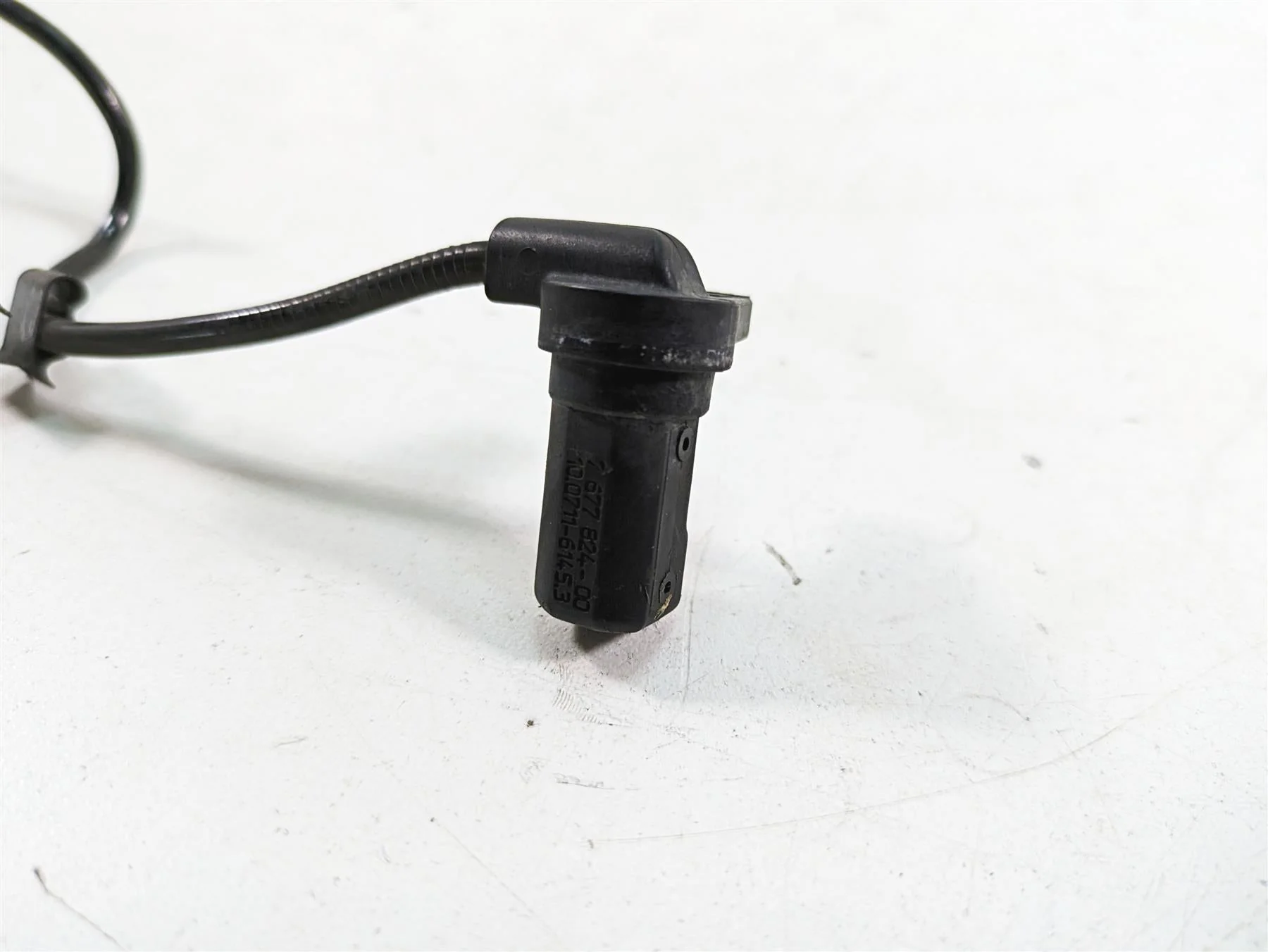 2007 BMW R1200GS K255 Adv Front Wheel Speed Sensor 34527677824 - Image 7