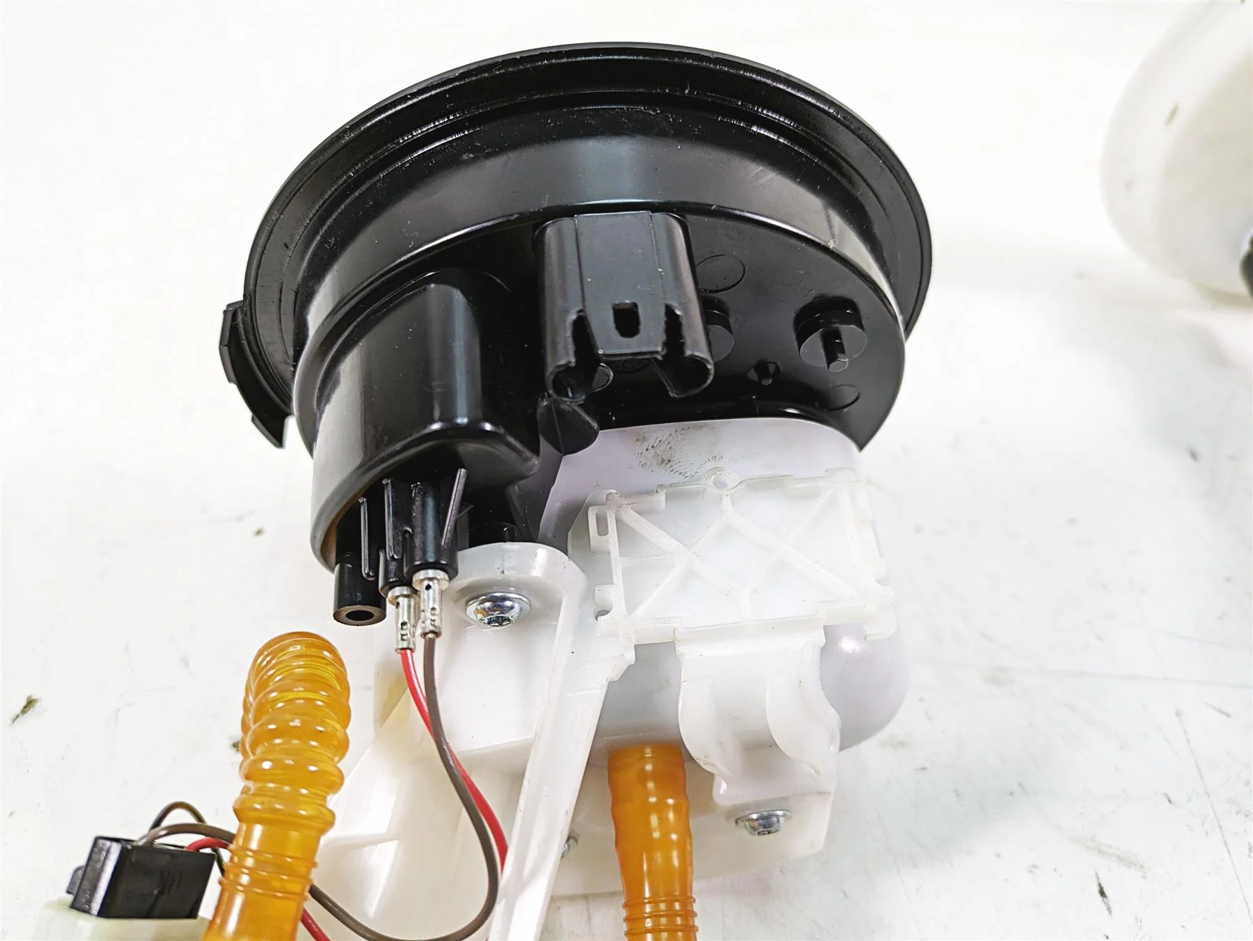 2007 BMW R1200GS K255 Adv Fuel Gas Petrol Pump - Tested 16147708047 - Image 11