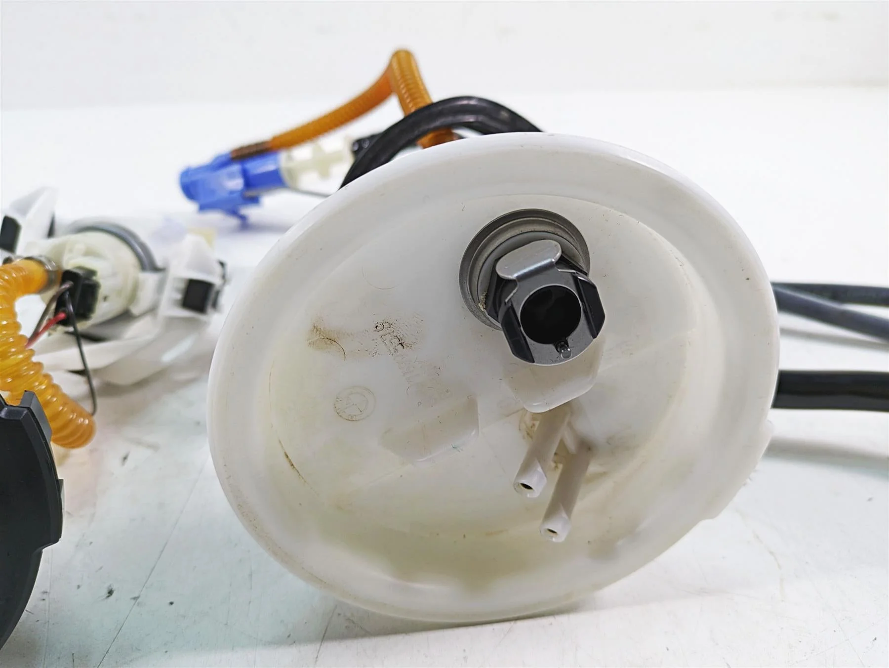 2007 BMW R1200GS K255 Adv Fuel Gas Petrol Pump - Tested 16147708047 - Image 6